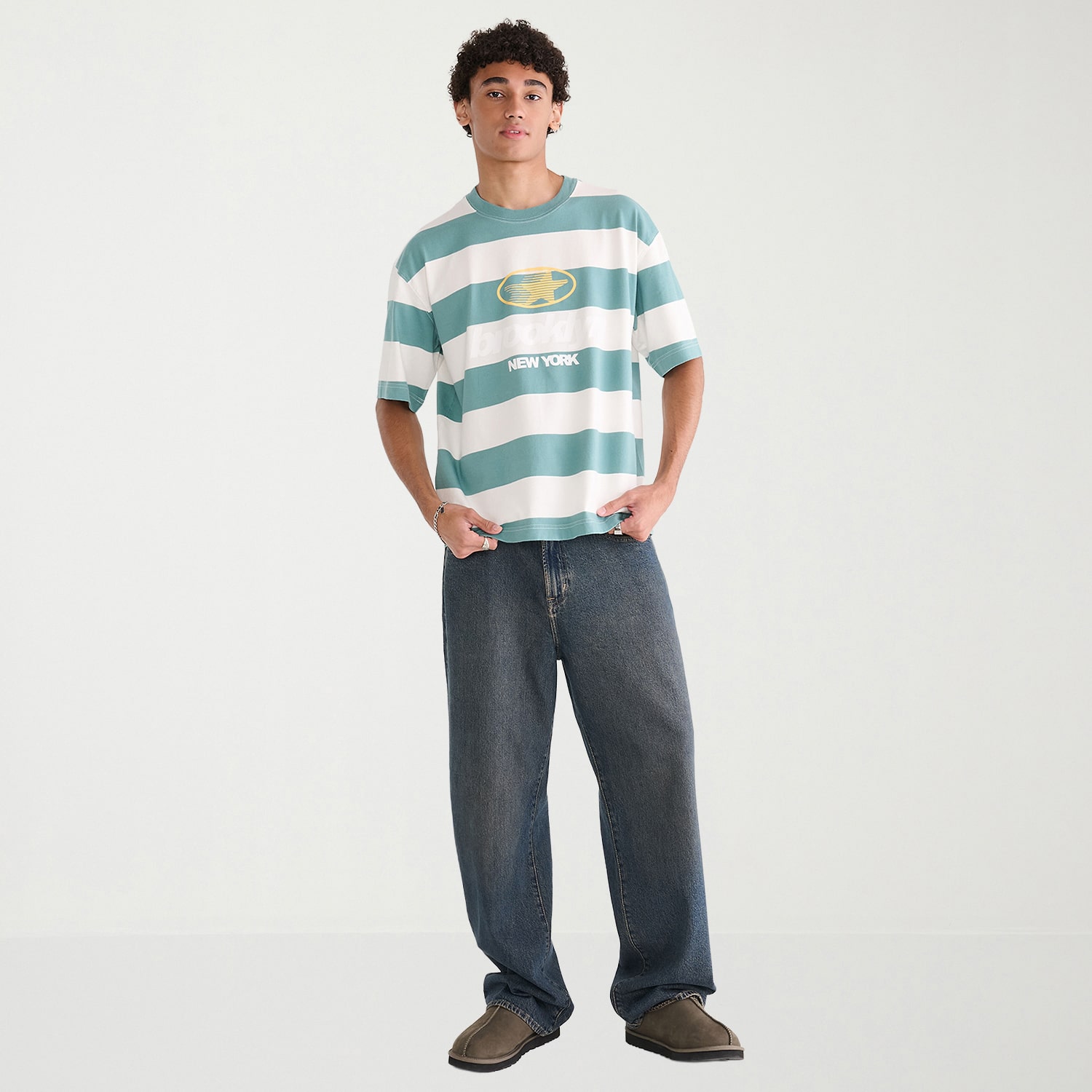 AEROPOSTALE Mens Crew Neck Short Sleeve Boxy Fit Graphic T-Shirt