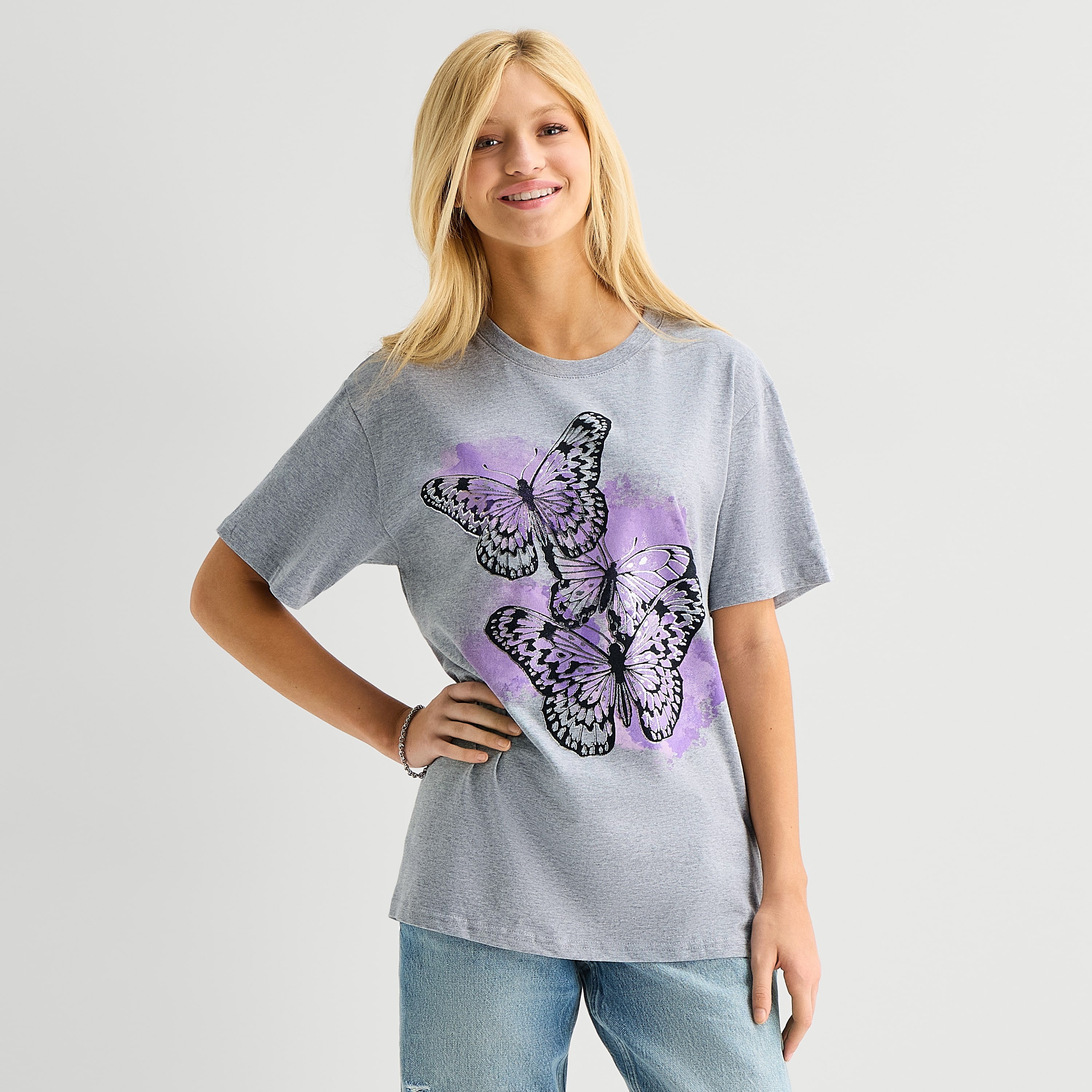 Womens Juniors Crew Neck Short Sleeve Regular Fit Graphic T-Shirt