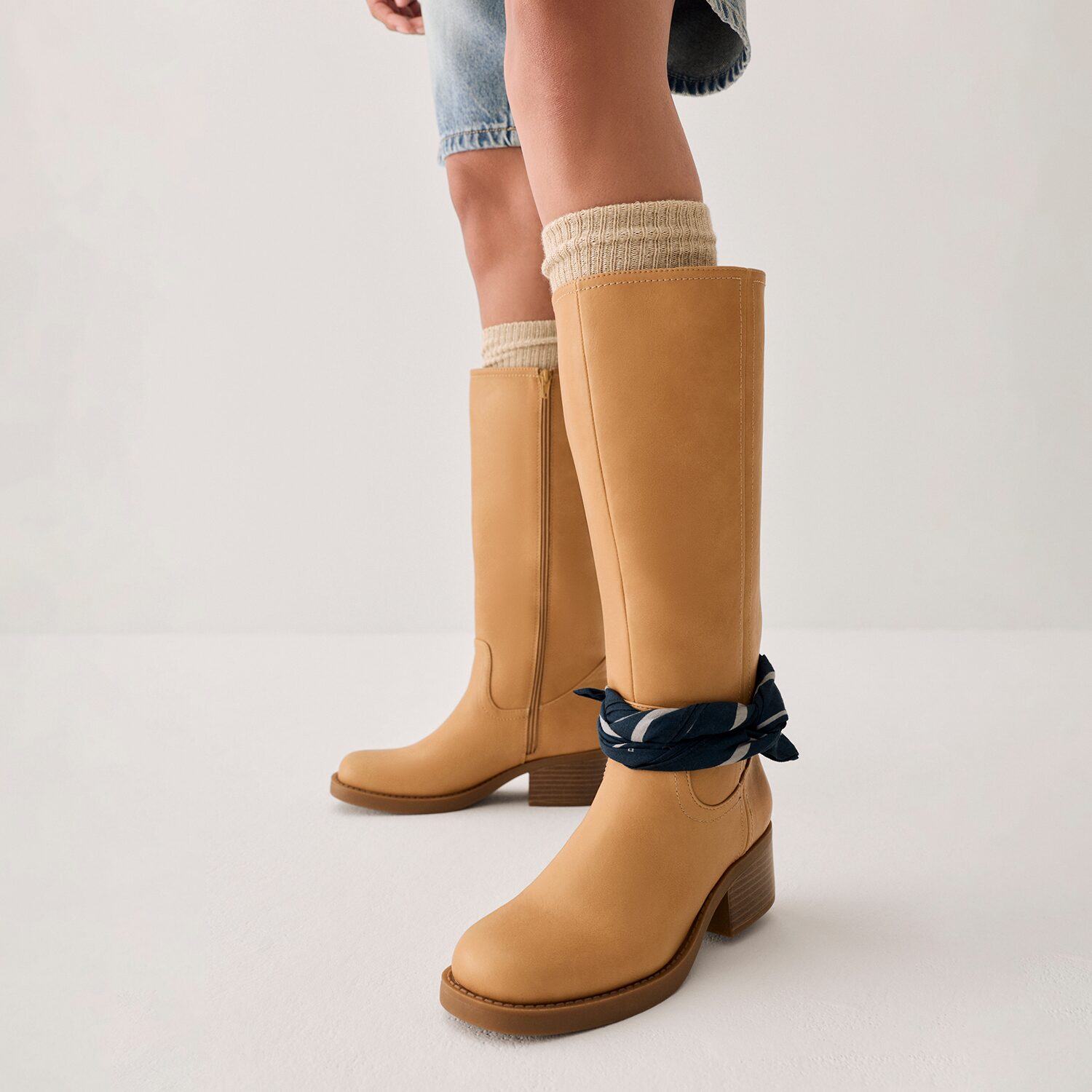 Frye and Co. Womens Miranda 14 Stacked Heel Riding Boots