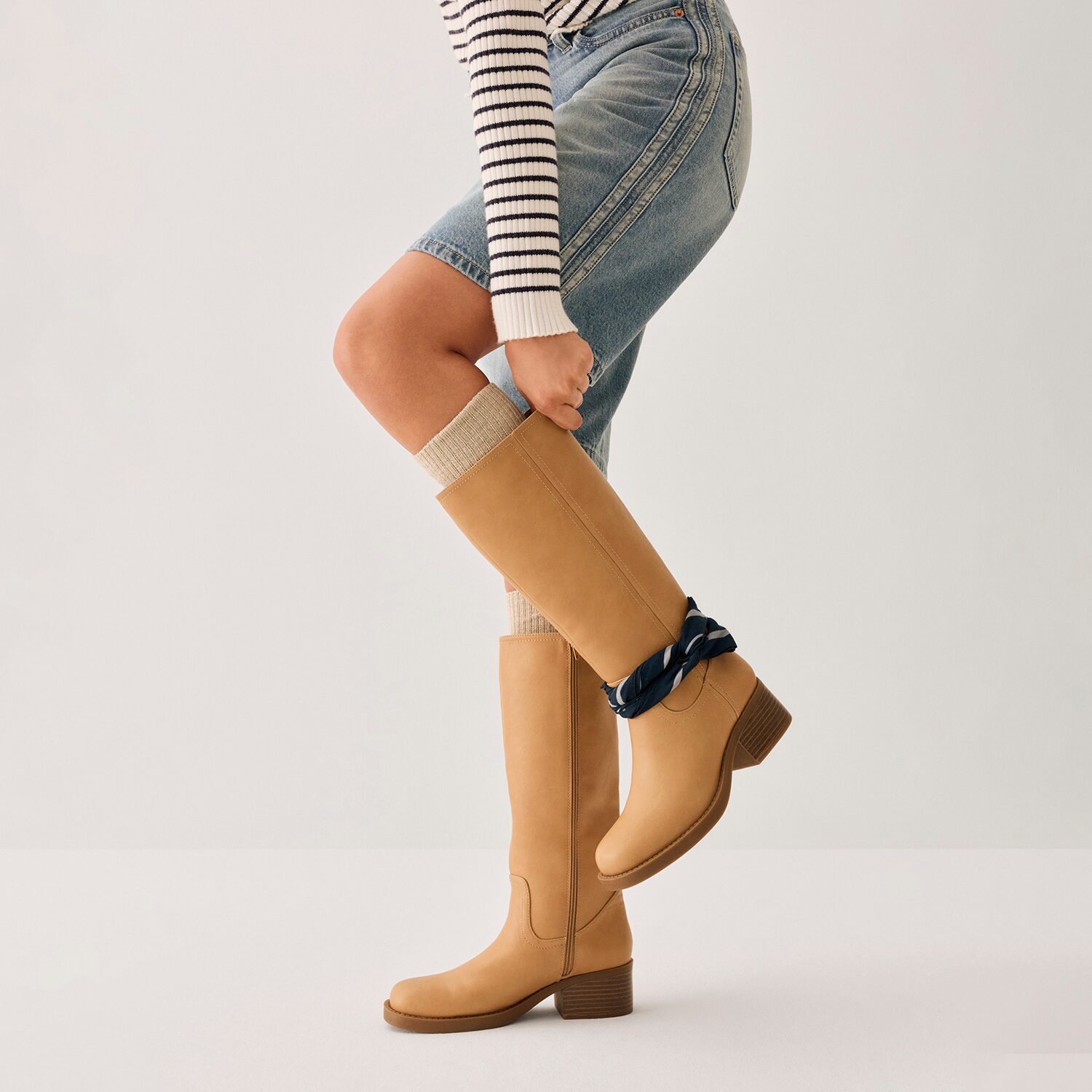 Frye and Co. Womens Miranda 14 Stacked Heel Riding Boots