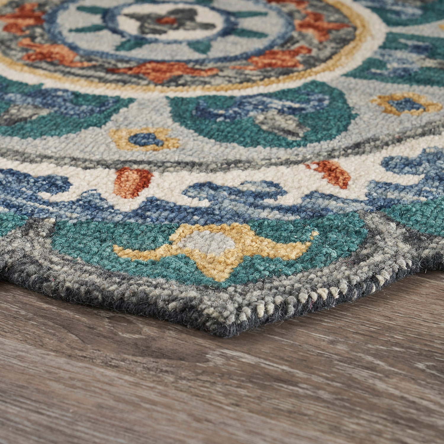 LR Home Sindy Floral Hand Tufted Indoor Round Area Rug