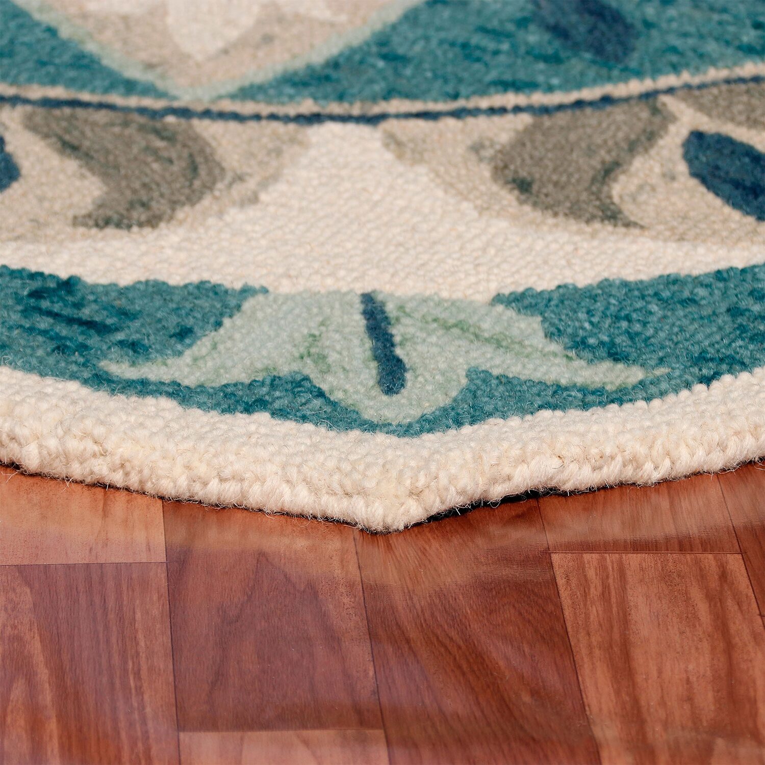 LR HOME Daisy Round Area Rugs
