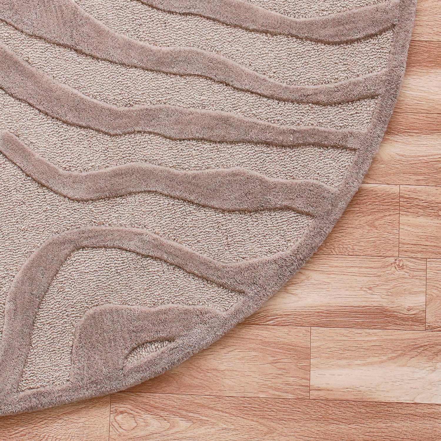 LR HOME Genesis Round Area Rugs