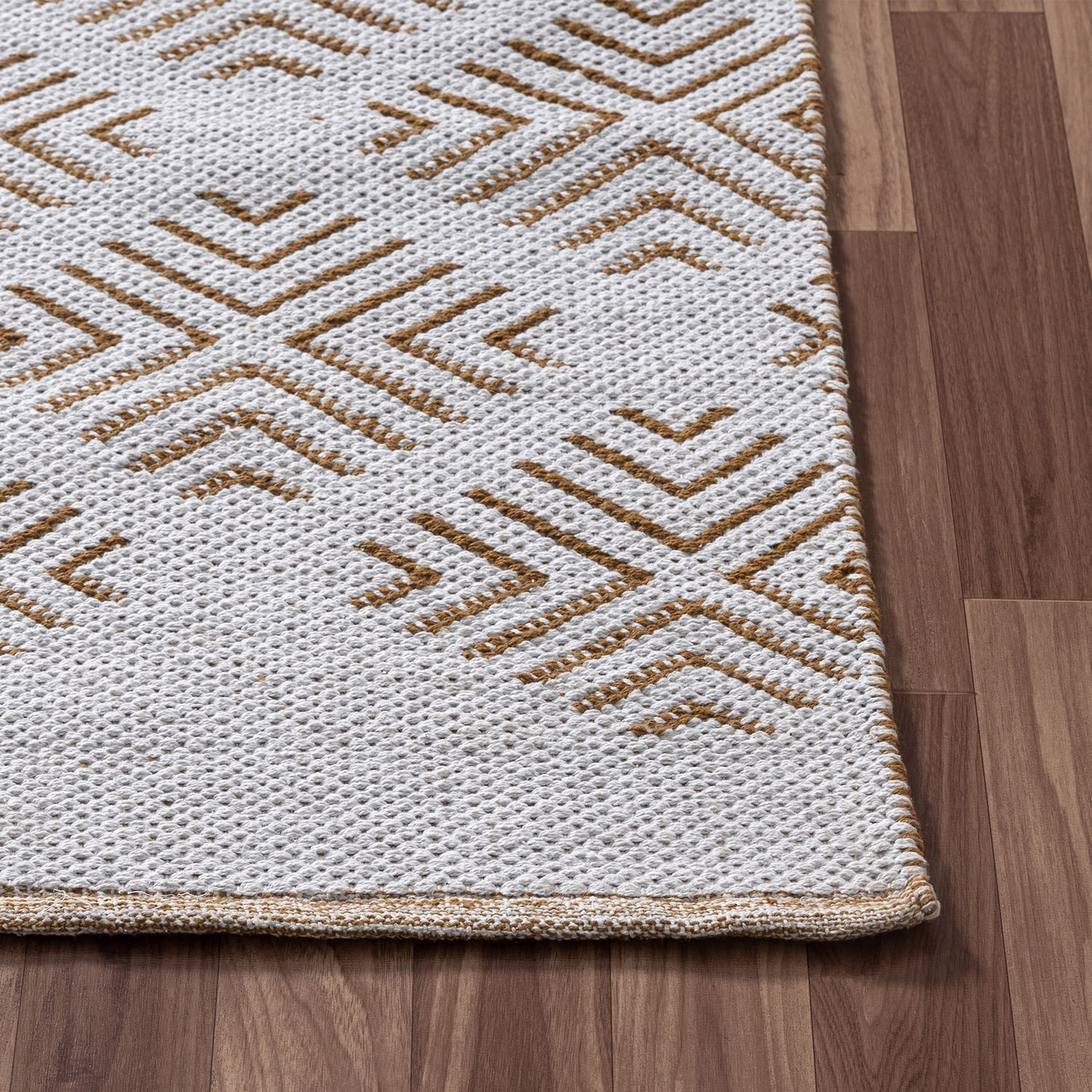 LR HOME Robert Rectangle Area Rugs