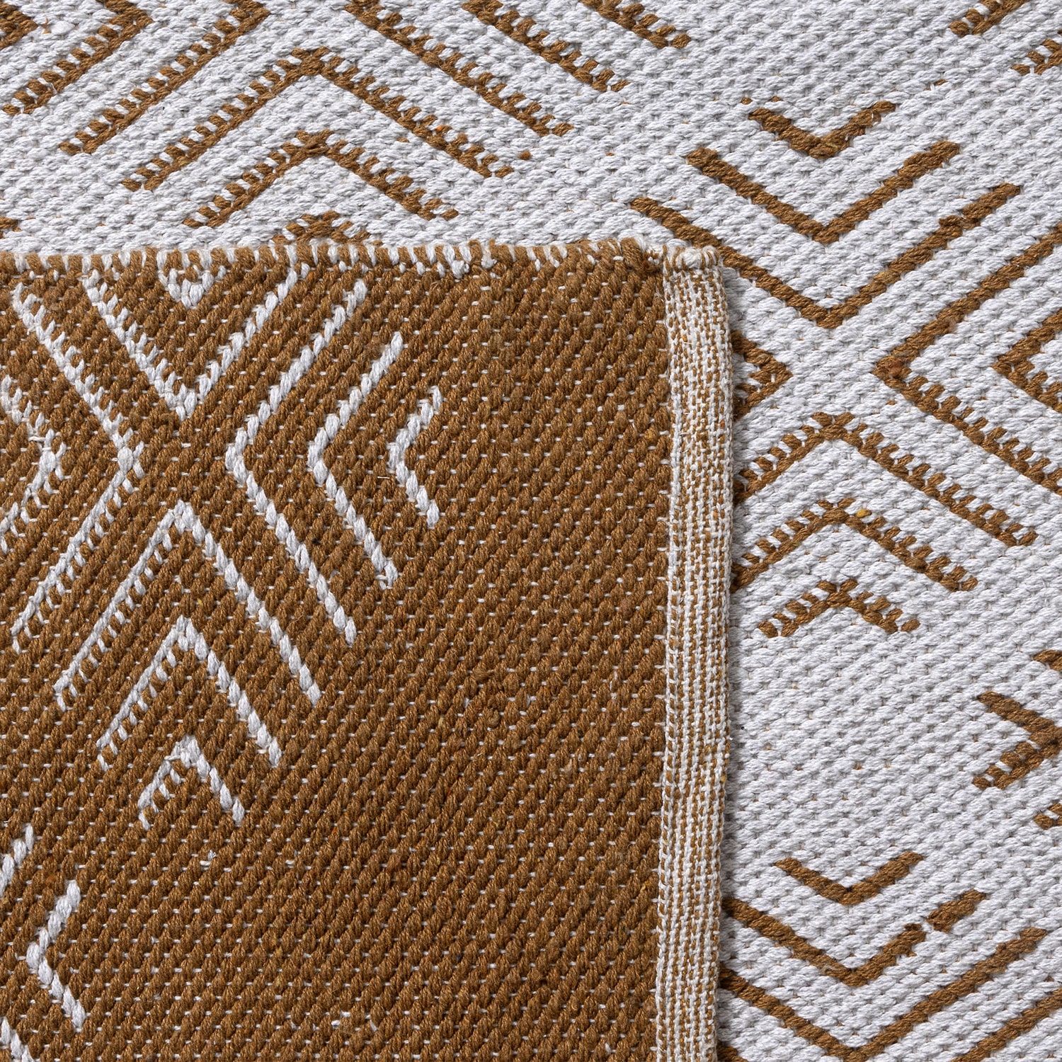 LR HOME Robert Rectangle Area Rugs