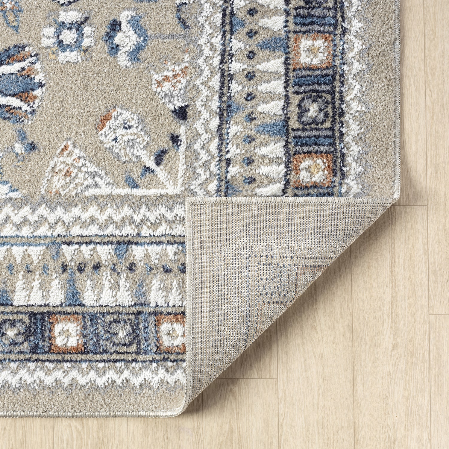 LR Home Riley Floral Washable Indoor Rectangular Area Rug