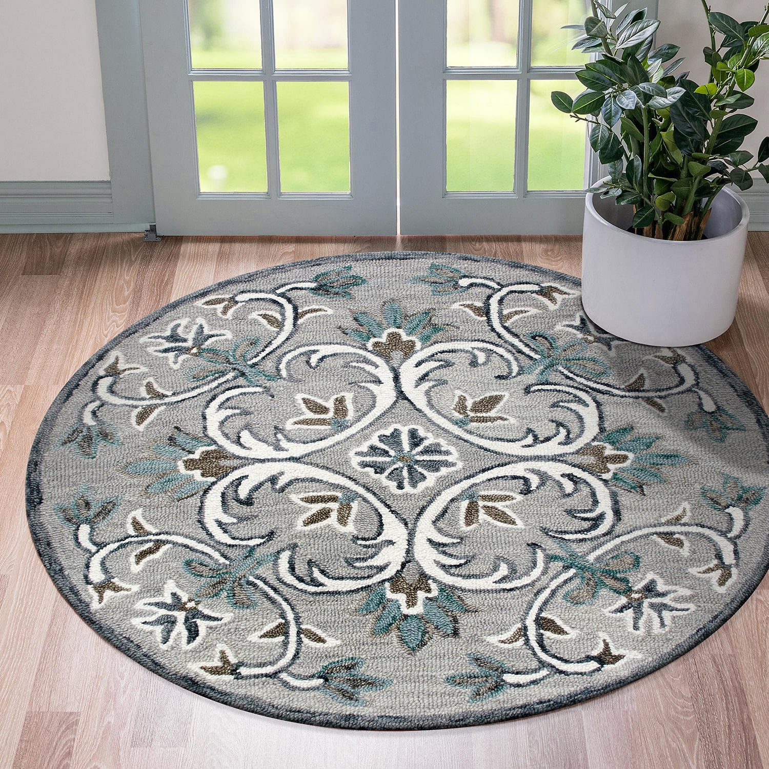 LR Home Sindy Floral Hand Tufted Indoor Round Area Rug