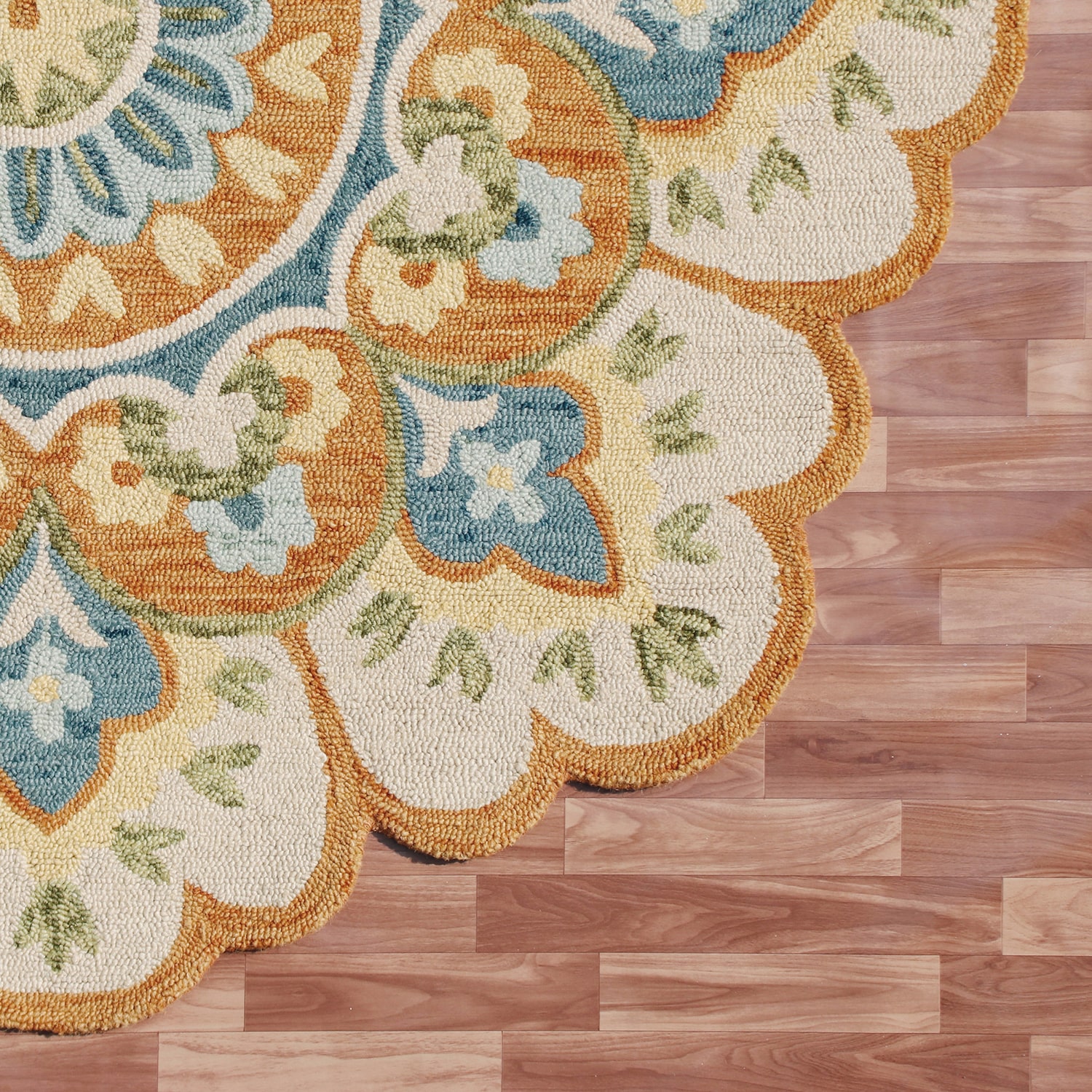 LR Home Daisy Floral Hand Tufted Indoor Round Area Rug