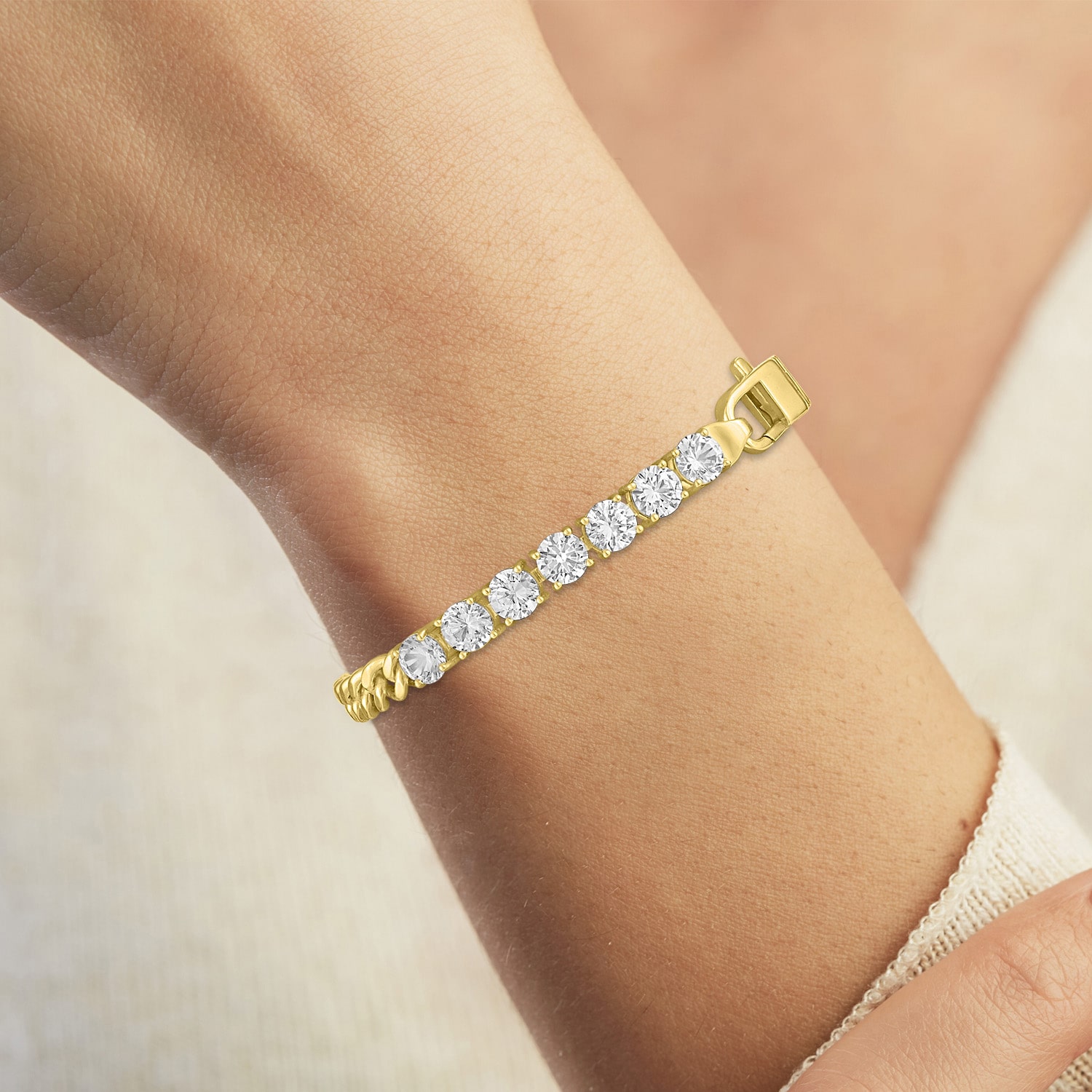 Bold Addiction Womens 14K Gold Over Brass 7.5 Inch Curb Chain Bracelet