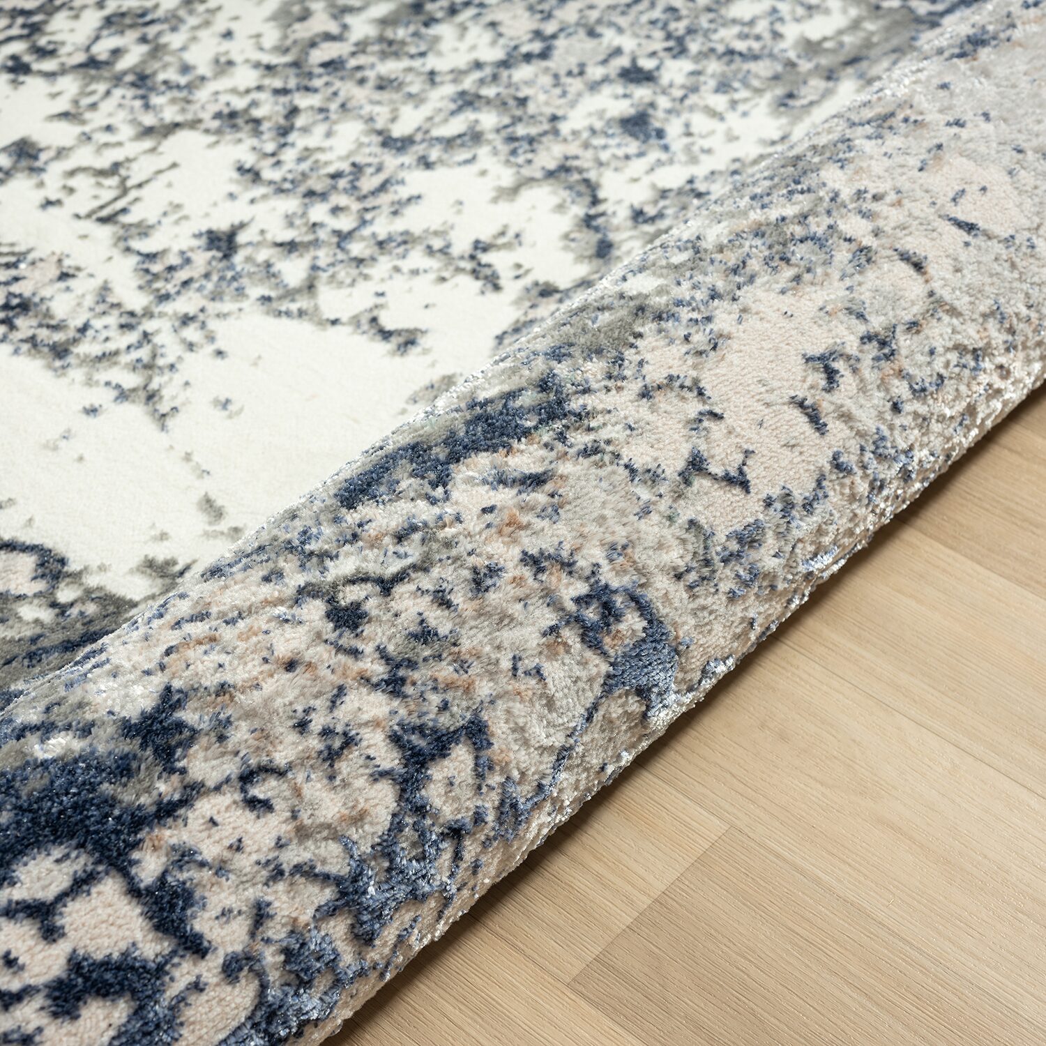 LR HOME Antoine Modern Indoor Rectangular Area Rug