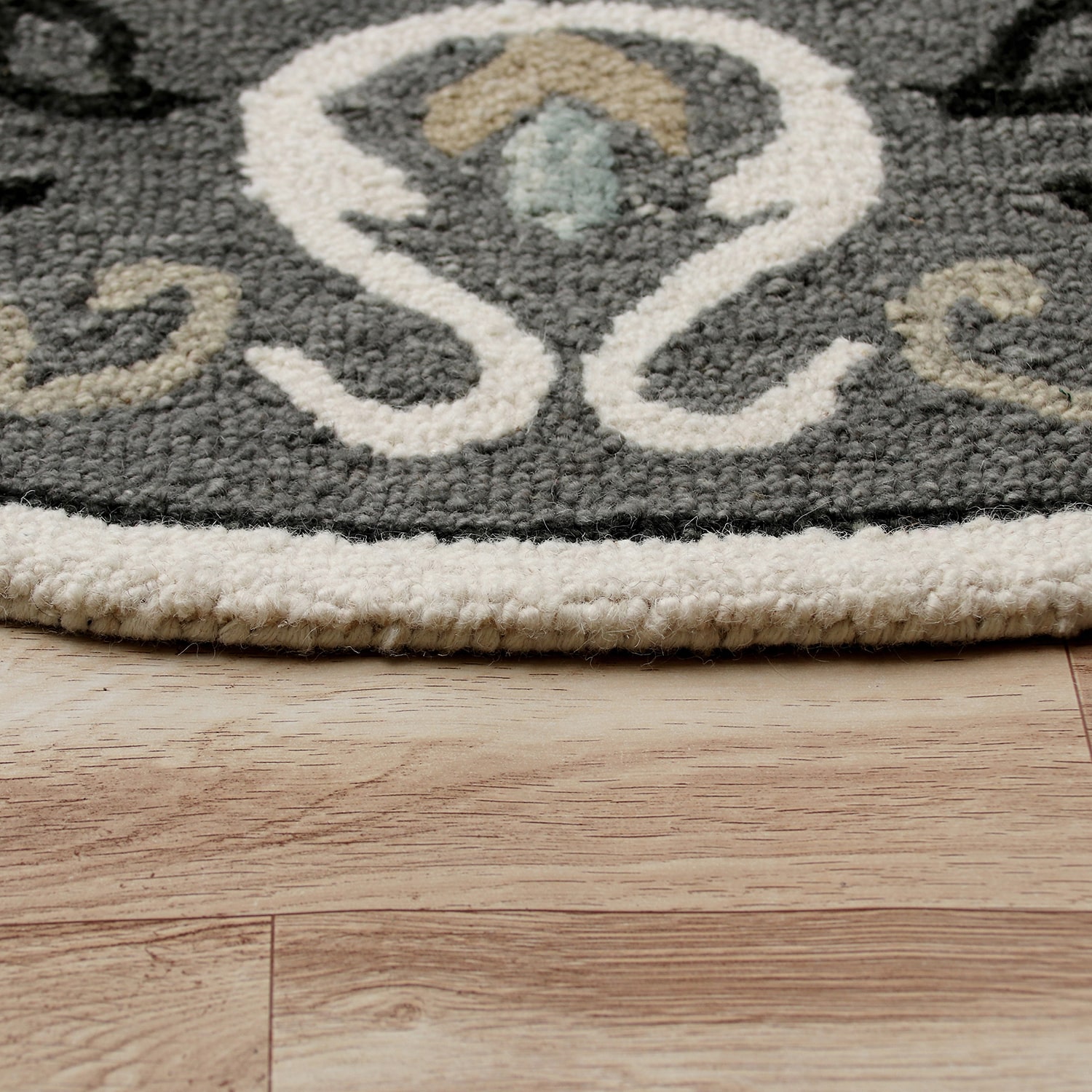 LR Home Mila Medallion Hand Tufted Indoor Round Area Rug