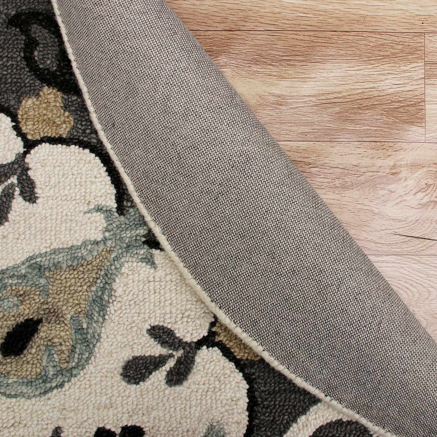 LR Home Mila Medallion Hand Tufted Indoor Round Area Rug