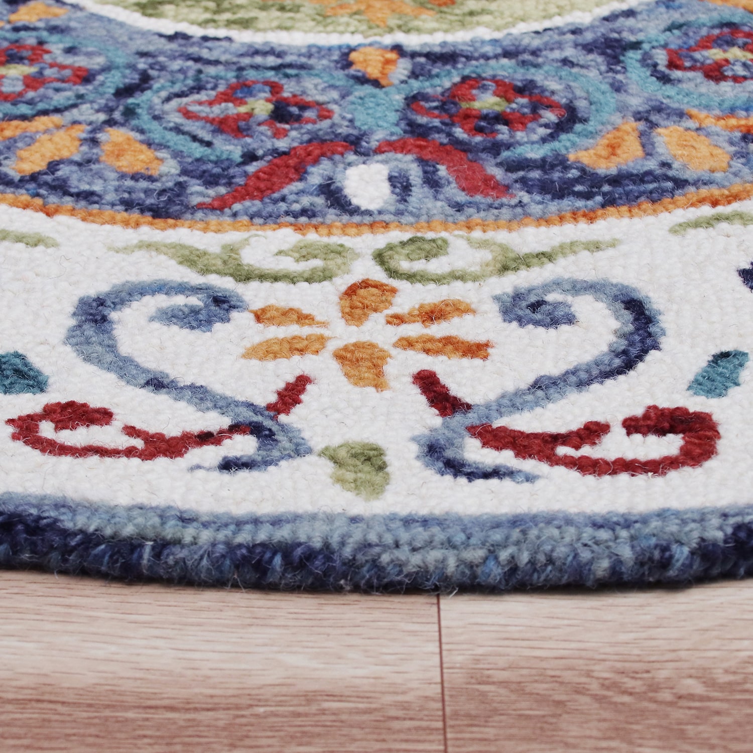LR Home Sindy Medallion Hand Tufted Indoor Round Area Rug