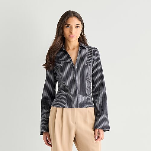 By & By By&by Womens Juniors Long Sleeve Blouse In Gray