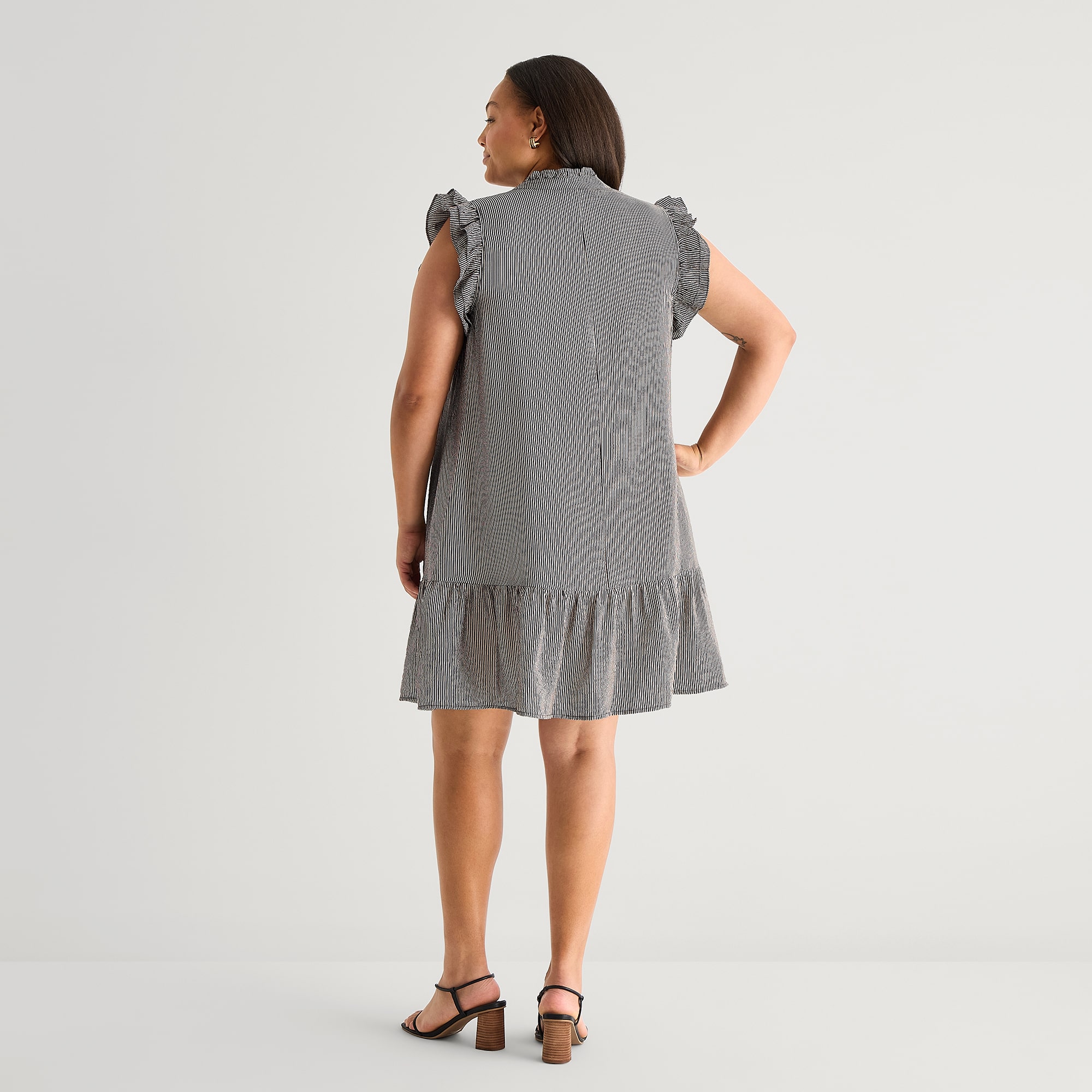 52seven Womens Plus Round Neck Sleeveless Striped Shift Dress