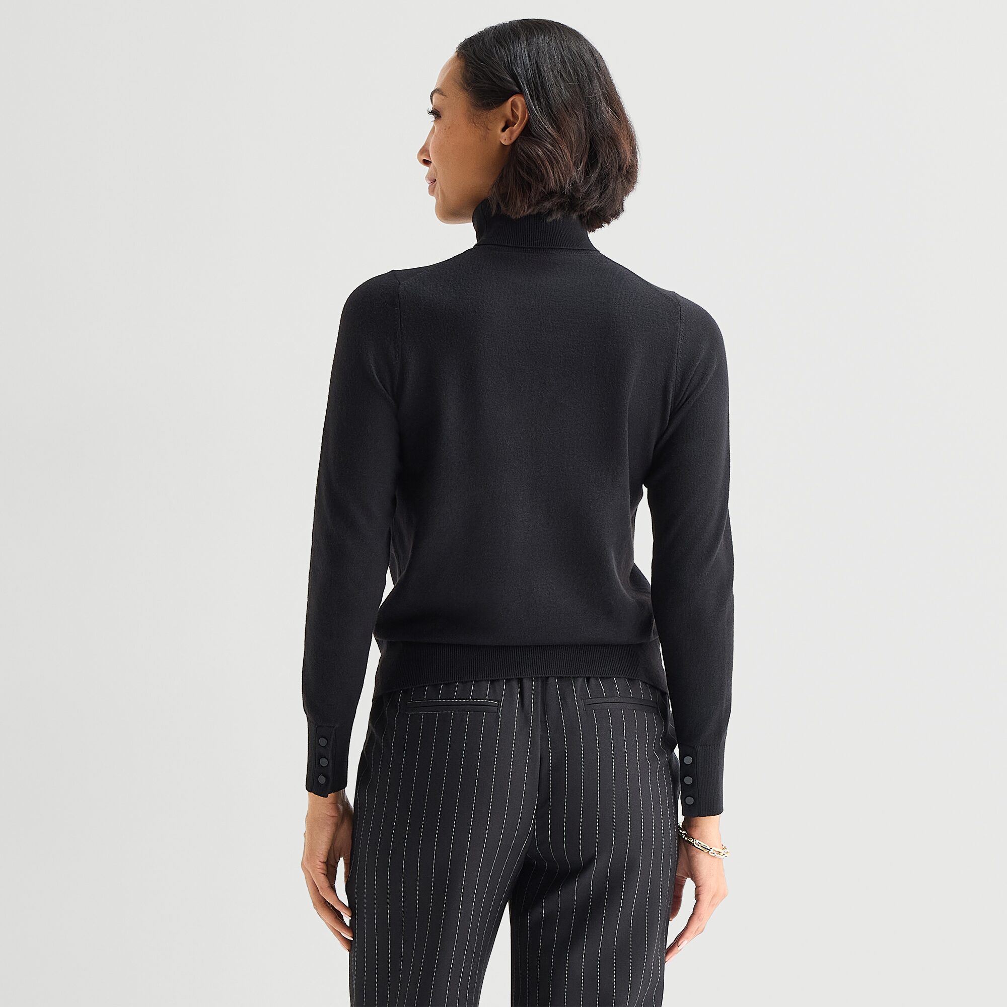Liz Claiborne Luxe Womens Turtleneck Long Sleeve Pullover Sweater