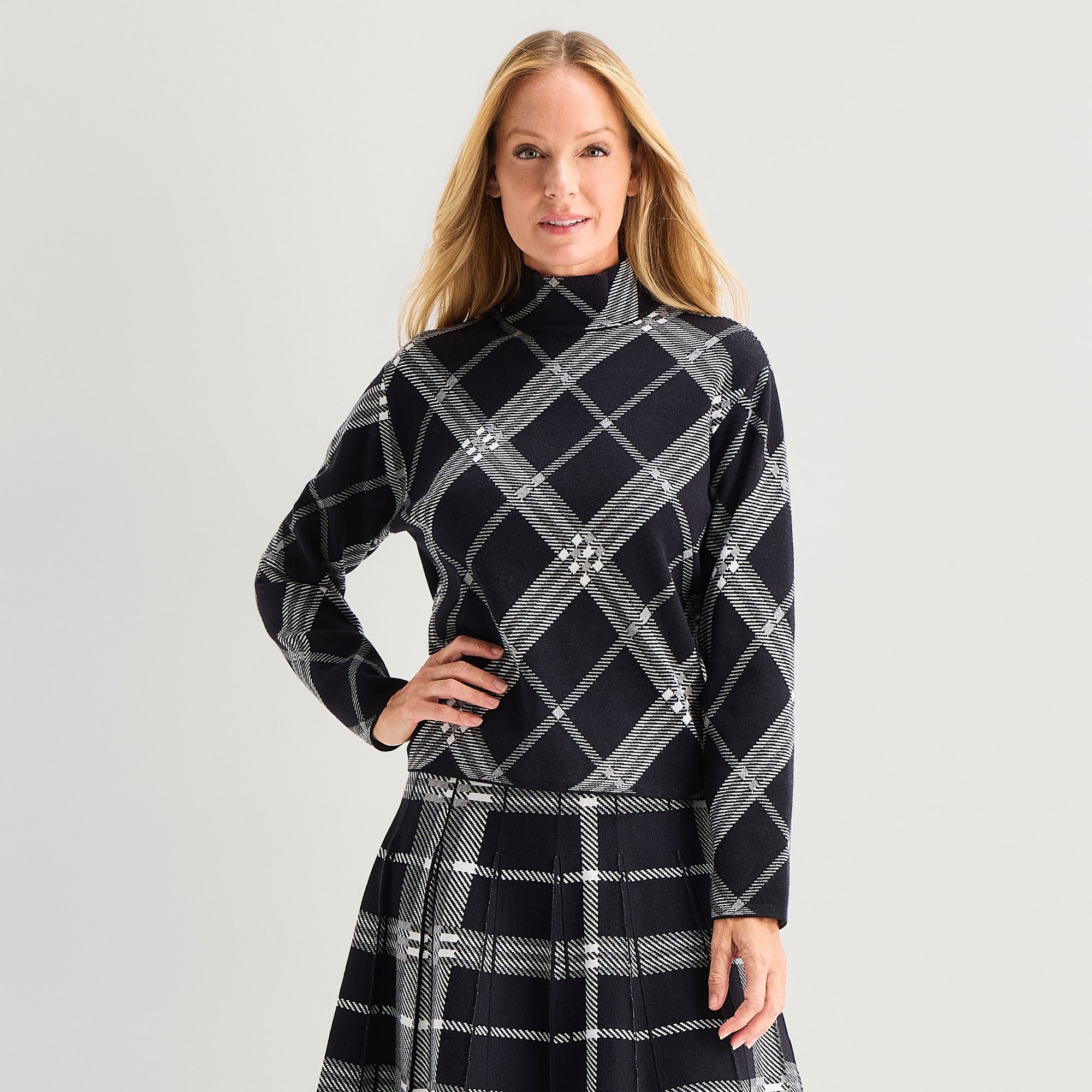 Liz Claiborne Womens Mock Neck Long Sleeve Plaid Pullover Sweater