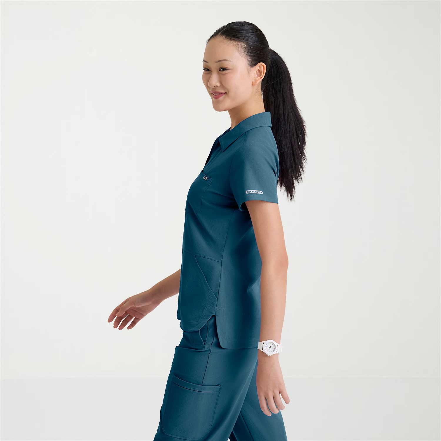 Skechers Skt302 Honor 3-Pocket Slim Fit Womens Plus Short Sleeve Stretch Fabric Moisture Wicking Scrub Top