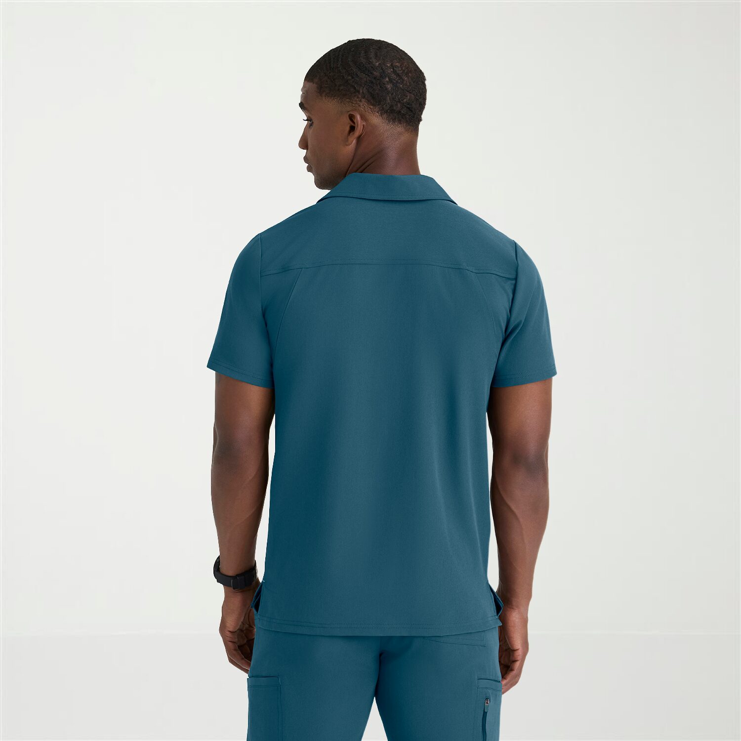 Skechers Skt305 Merit 3-Pocket Slim Fit Mens Big Short Sleeve Stretch Fabric Moisture Wicking Scrub Top