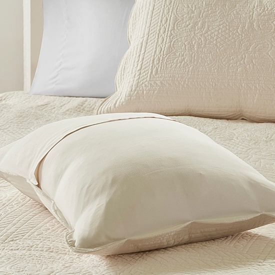 Madison Park Marino 3-Pc Reversible Scalloped Edge Quilt Set