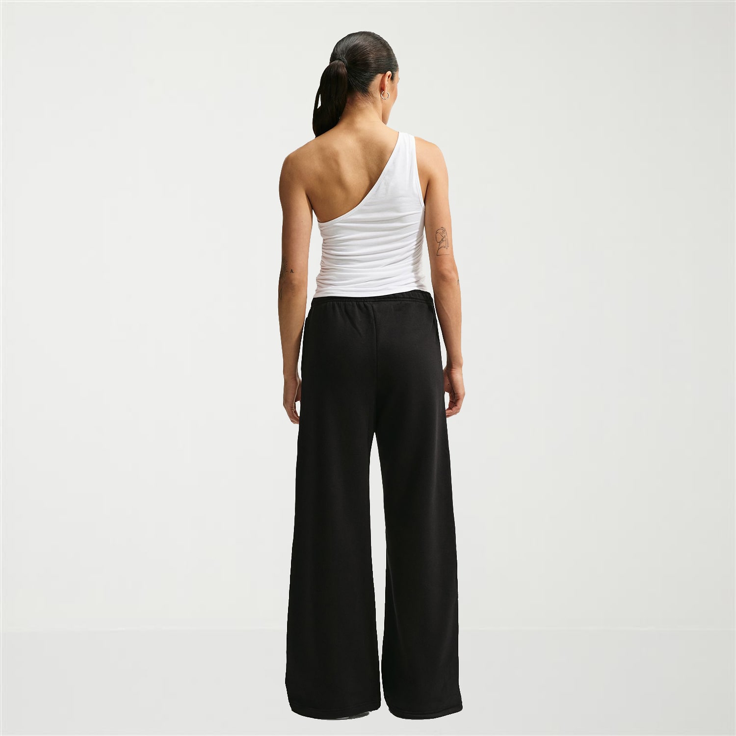 Nike Womens Wide Leg Mid Rise Regular Fit Active Jogger Pant