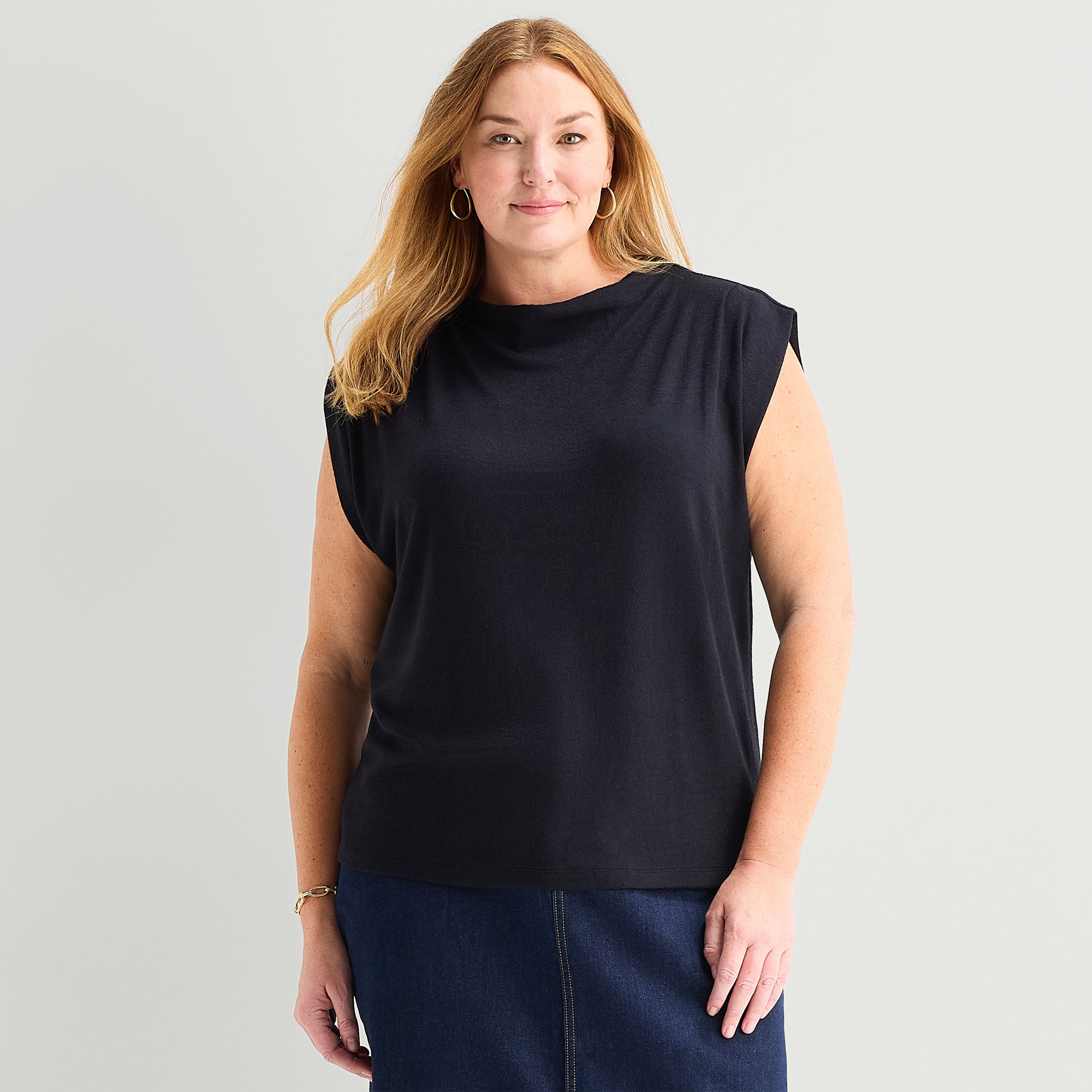 Liz Claiborne Womens Plus Funnel Neck Sleeveless T-Shirt