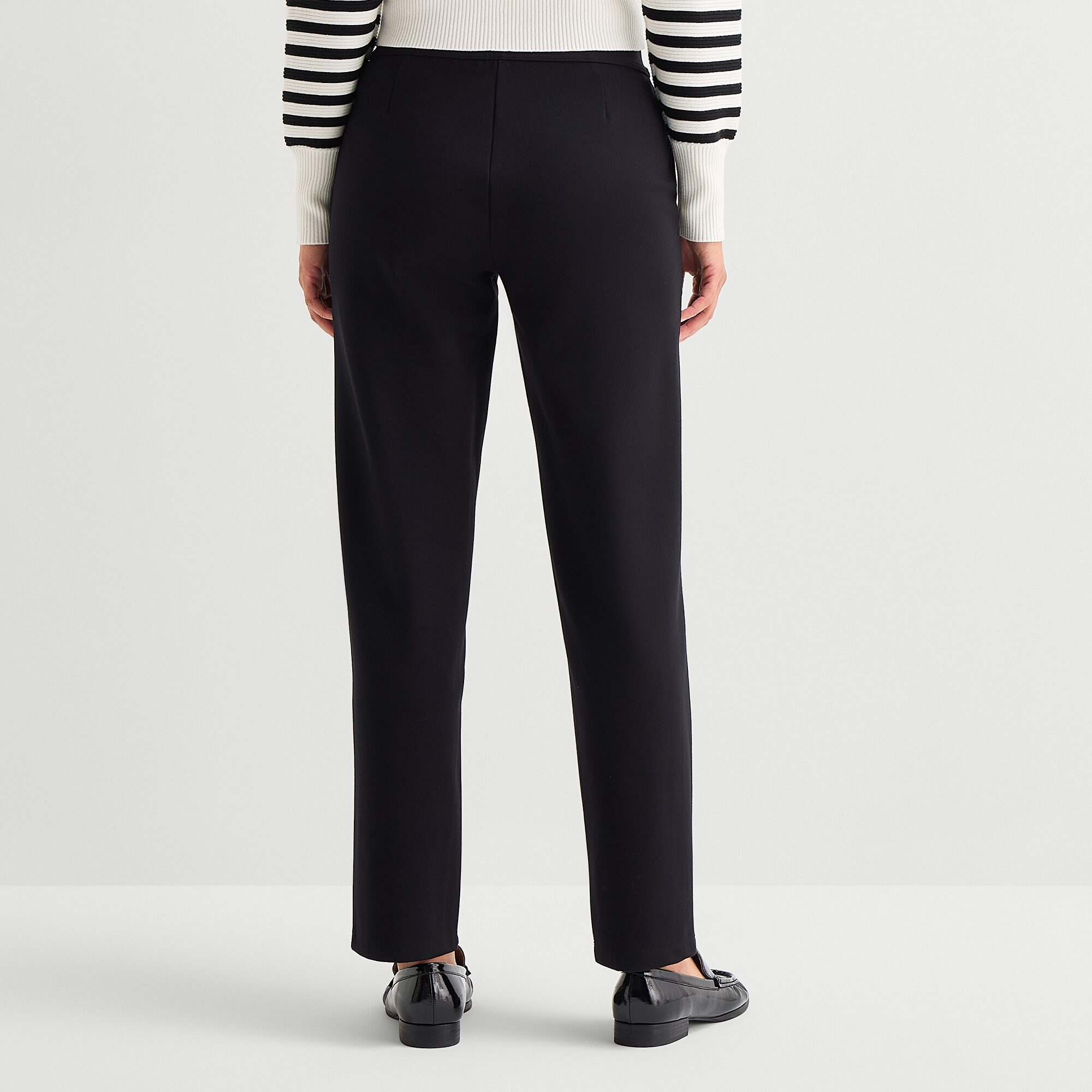 Liz Claiborne Maya Womens Straight Mid Rise Pull-On Pant