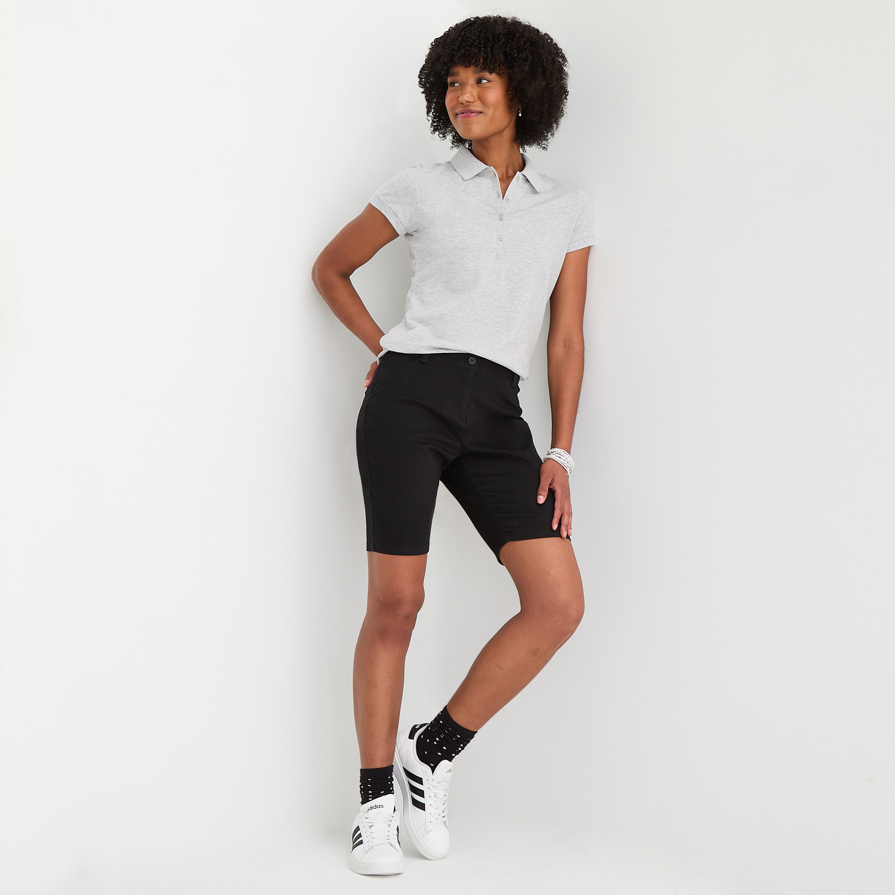 IZOD Womens Juniors Bermuda Short