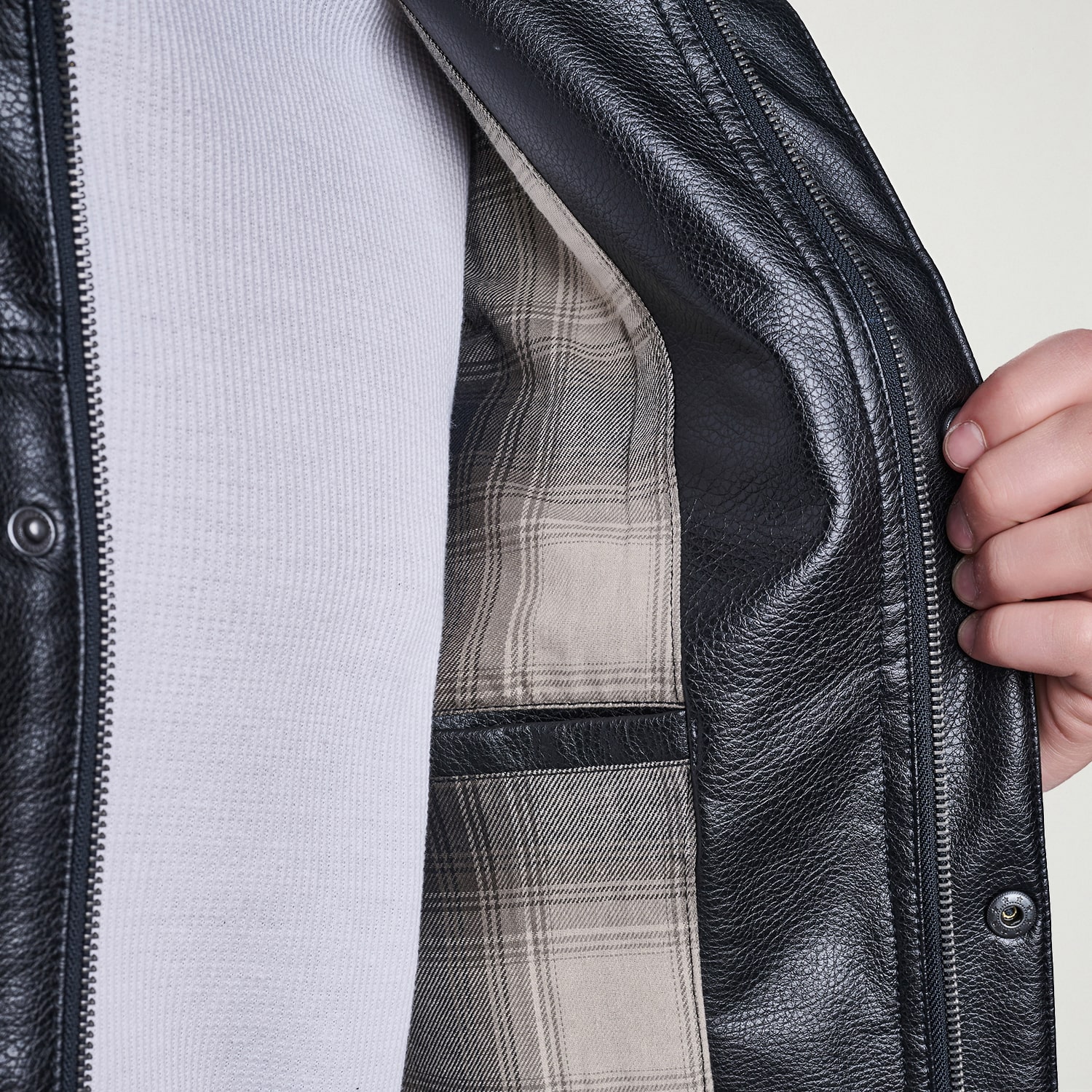 Levi's® Mens Midweight Faux Leather Trucker Jacket