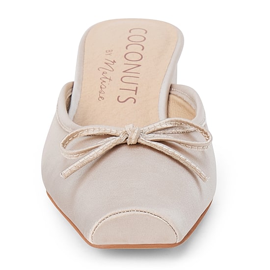 COCONUTS BY Matisse Geneva Womens Square Closed Toe Mules