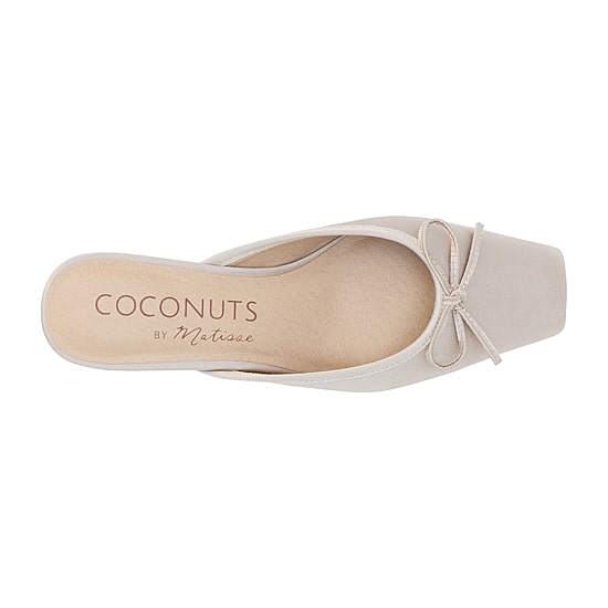 COCONUTS BY Matisse Geneva Womens Square Closed Toe Mules