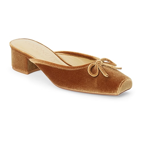 Coconuts By Matisse Geneva Womens Square Closed Toe Mules In White