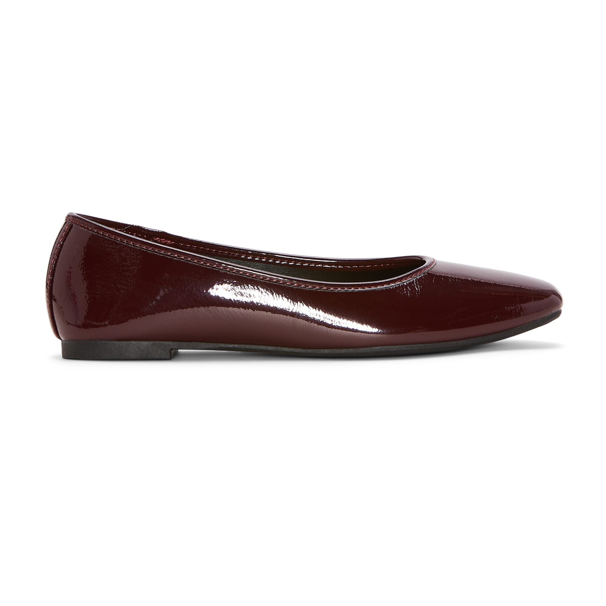 a.n.a Womens Almond Closed Toe Ballet Flats
