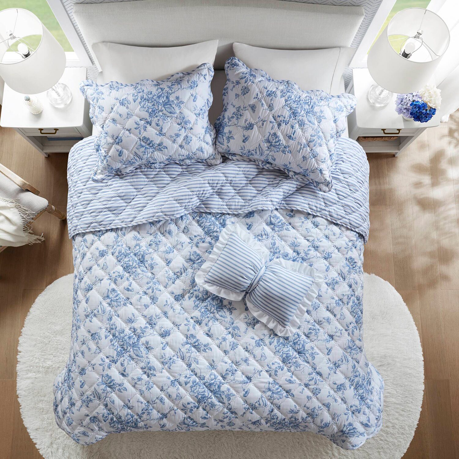 Madison Park Essentials Colette Floral Reversible With Decorative Pillow Quilt Set