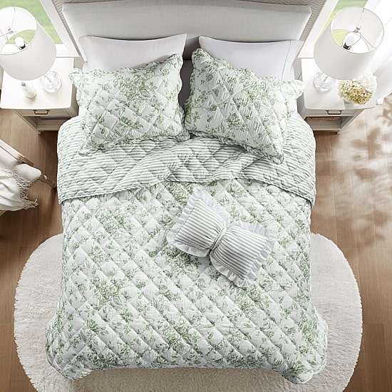 Madison Park Essentials Colette Floral Reversible With Decorative Pillow Reversible Quilt Set