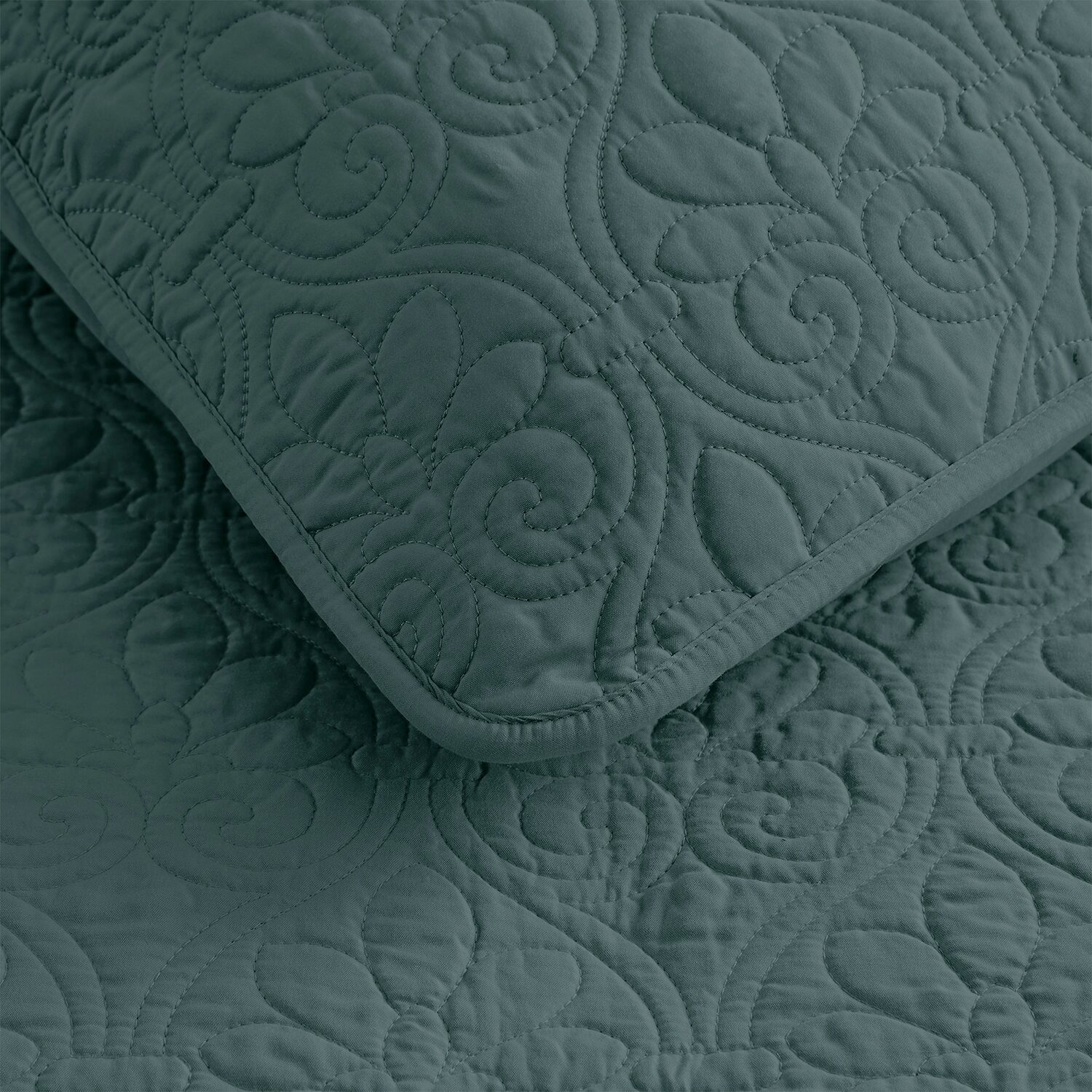Madison Park Mansfield Antimicrobial Treated Reversible Quilt Set