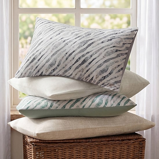 Madison Park Essentials Harlow Abstract Stripe Print With Sheet Set Comforter Set