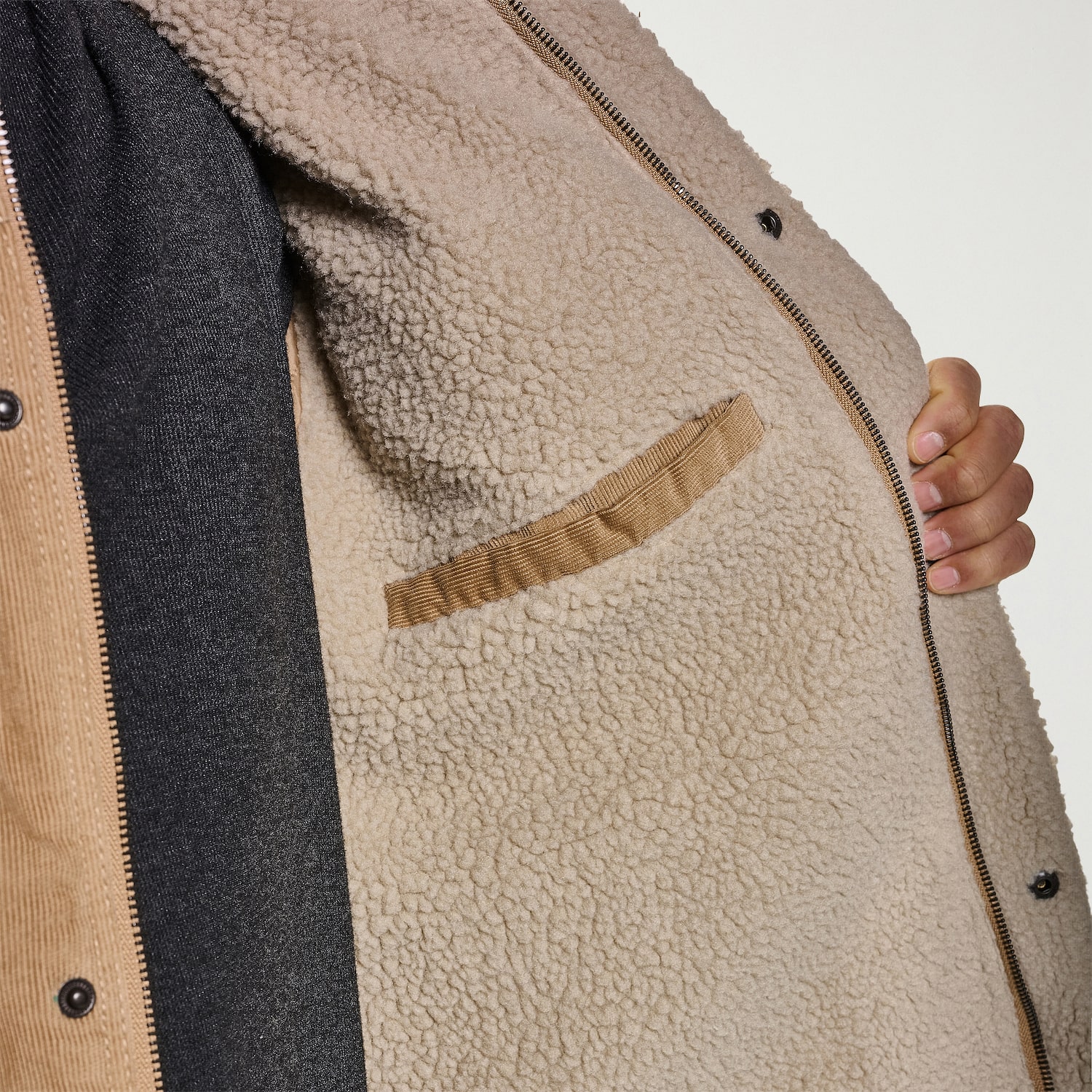 Levi's® Mens Sherpa Lined Midweight Big and Tall Trucker Jacket