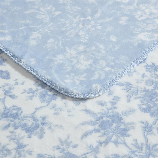 Laura Ashley Bedford Washable Throw