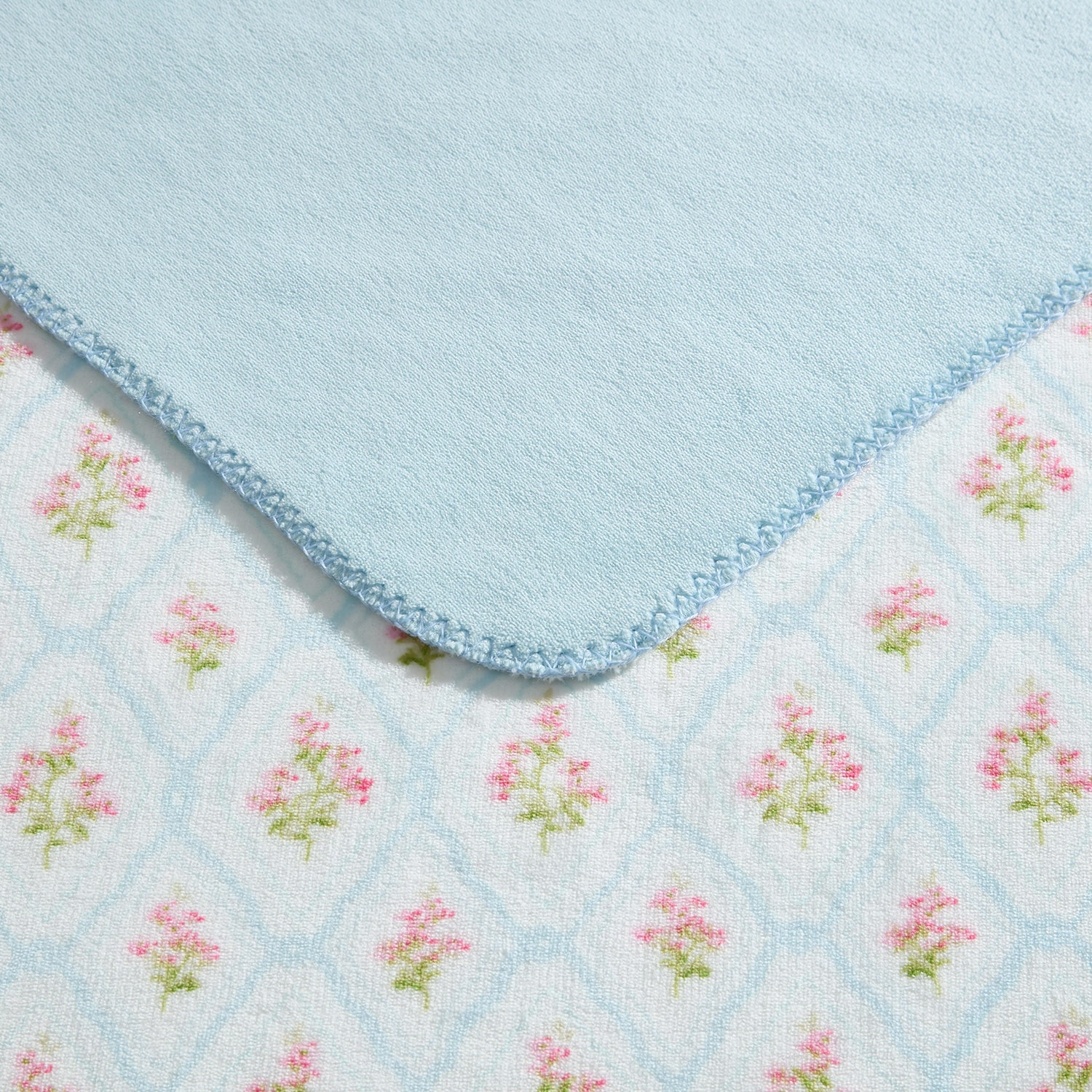 Laura Ashley Pinford Trellis Washable Throw