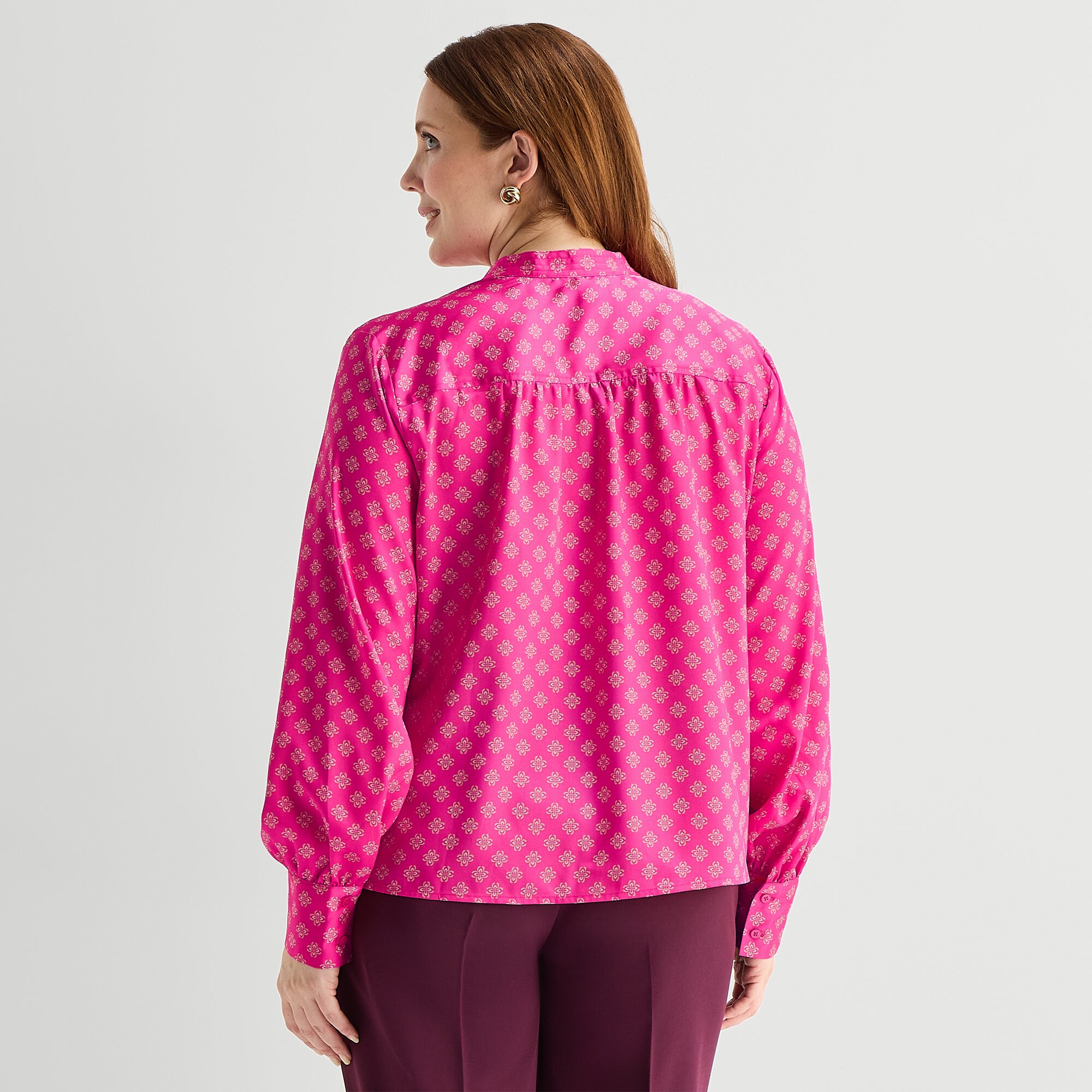 Liz Claiborne Womens Plus Split Crew Neck Long Sleeve Blouse
