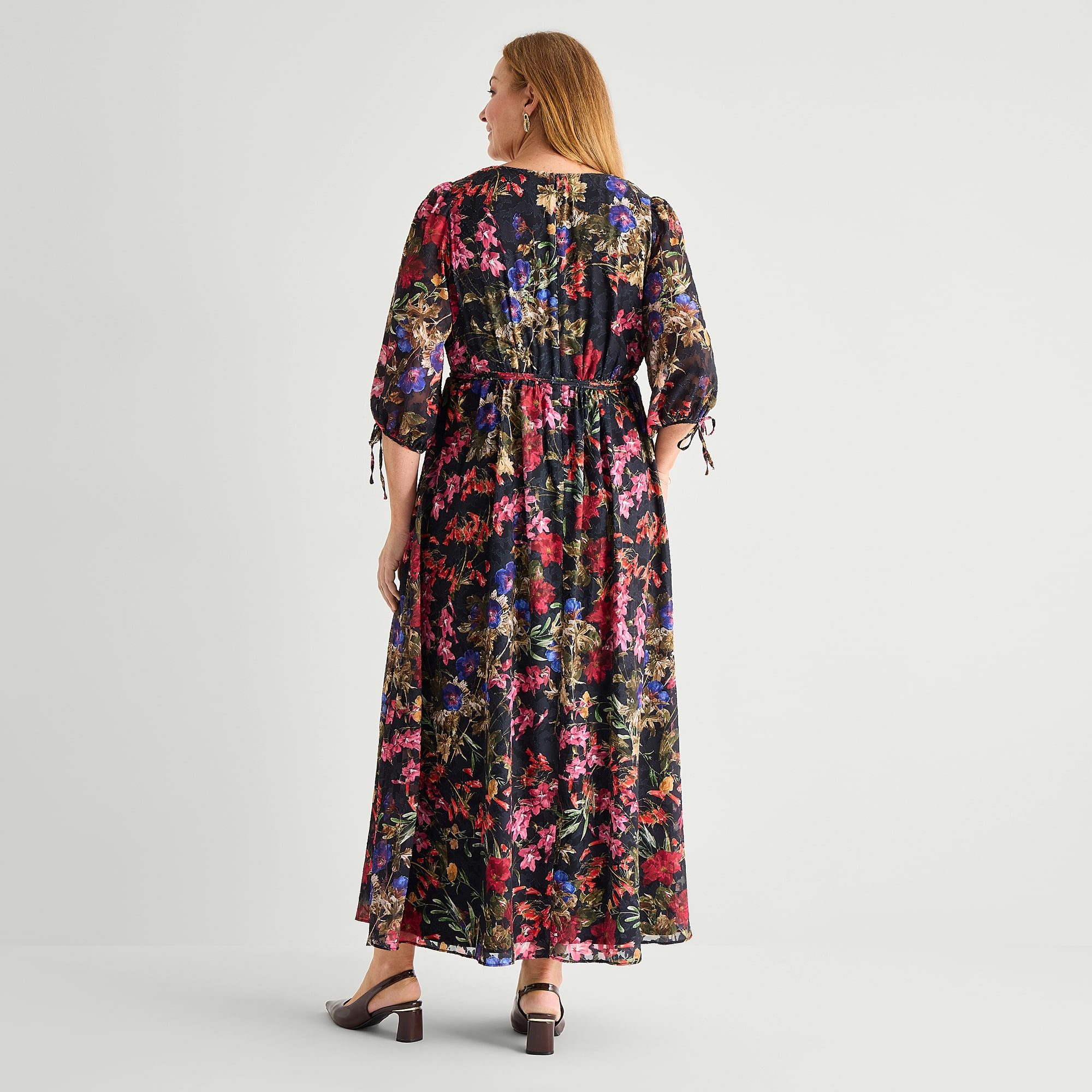 Brianna Milay Womens Plus V Neck Long Sleeve Floral Evening Gown
