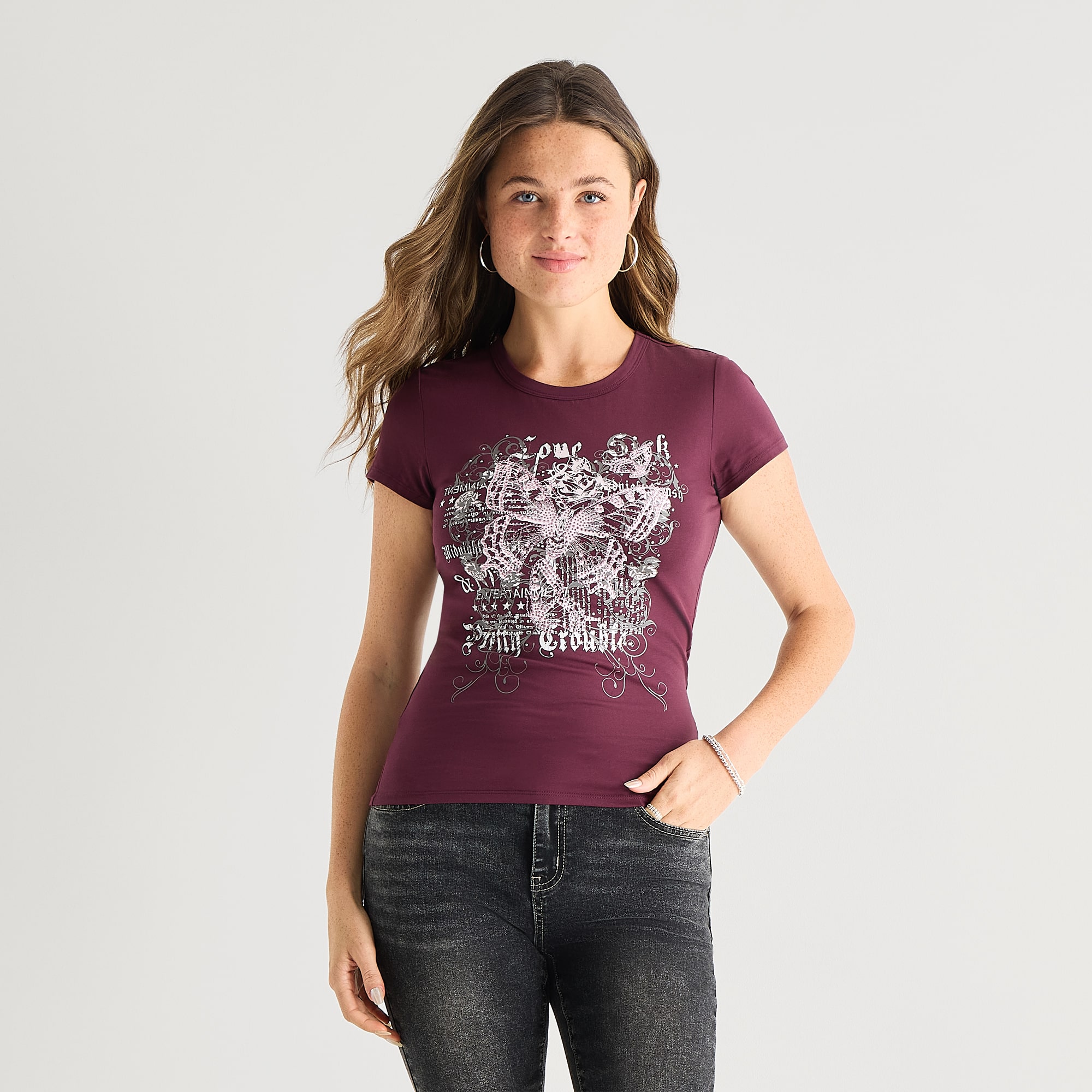 Forever 21 Womens Juniors Round Neck Short Sleeve Regular Fit Graphic T-Shirt
