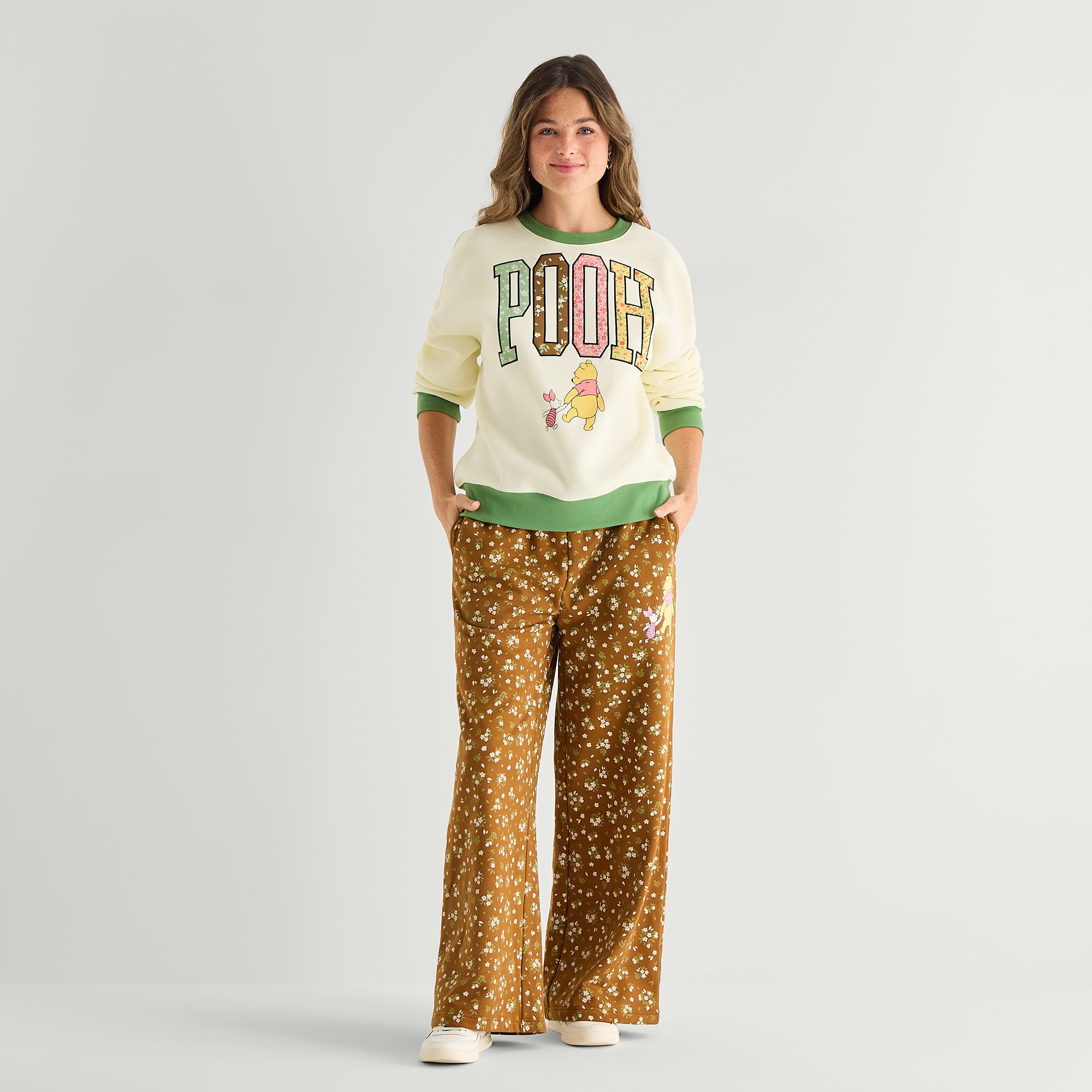 Pooh Crew Fleece Womens Juniors Neck Long Sleeve Winnie The Sweatshirt