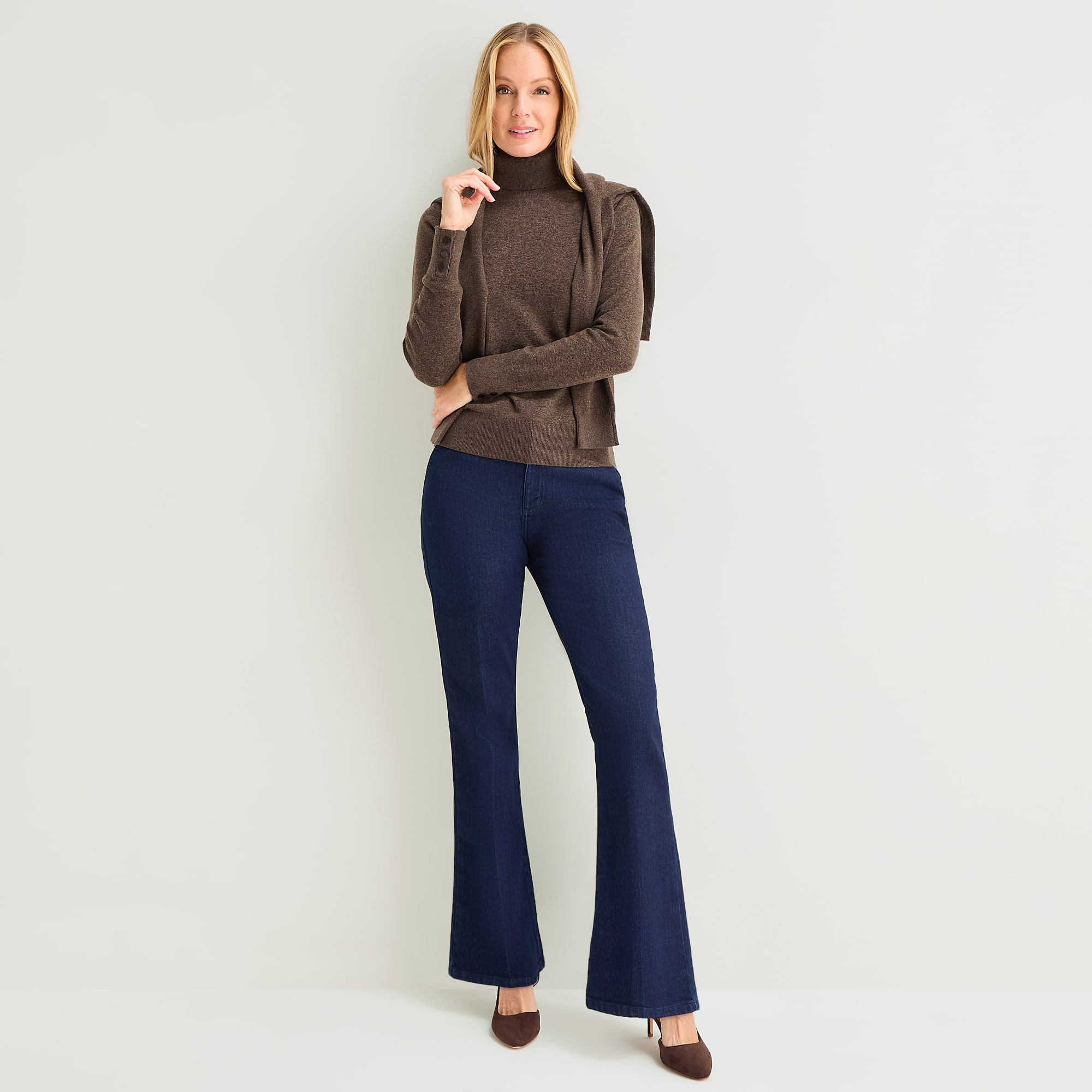 Liz Claiborne Luxe Womens Turtleneck Long Sleeve Pullover Sweater