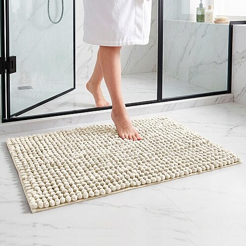 Better Trends Indulgence Collection Bath Rug In White