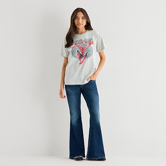 Spider Man Boyfriend Tee Womens Juniors Crew Neck Short Sleeve Loose Fit Spiderman Graphic T-Shirt