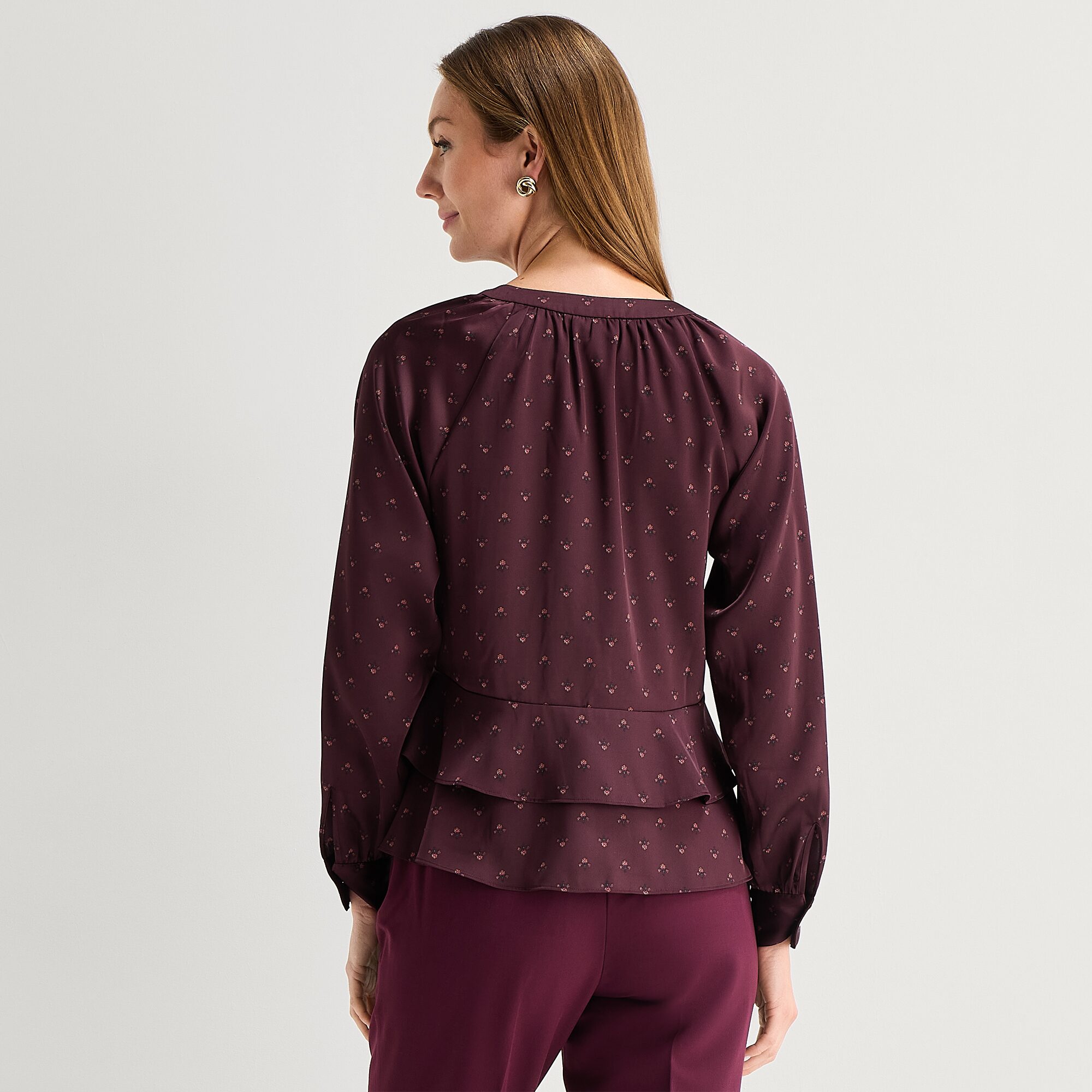 Liz Claiborne Womens Split Crew Neck Long Sleeve Satin Ruffled Blouse