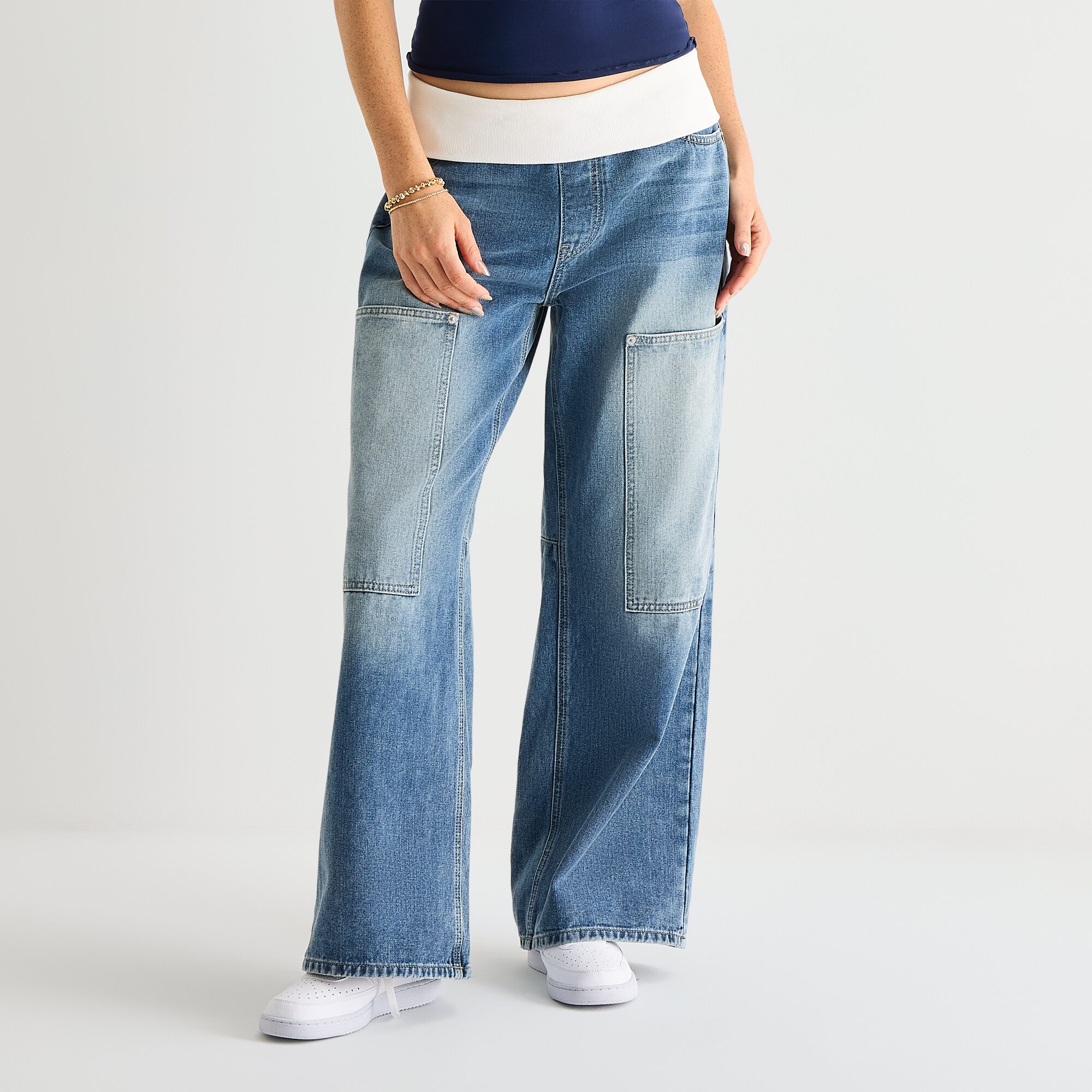 Forever 21 Womens Juniors Mid Rise Loose Fit Jean