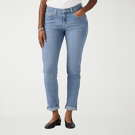 Levi's® Womens Mid Rise Boyfriend Jean